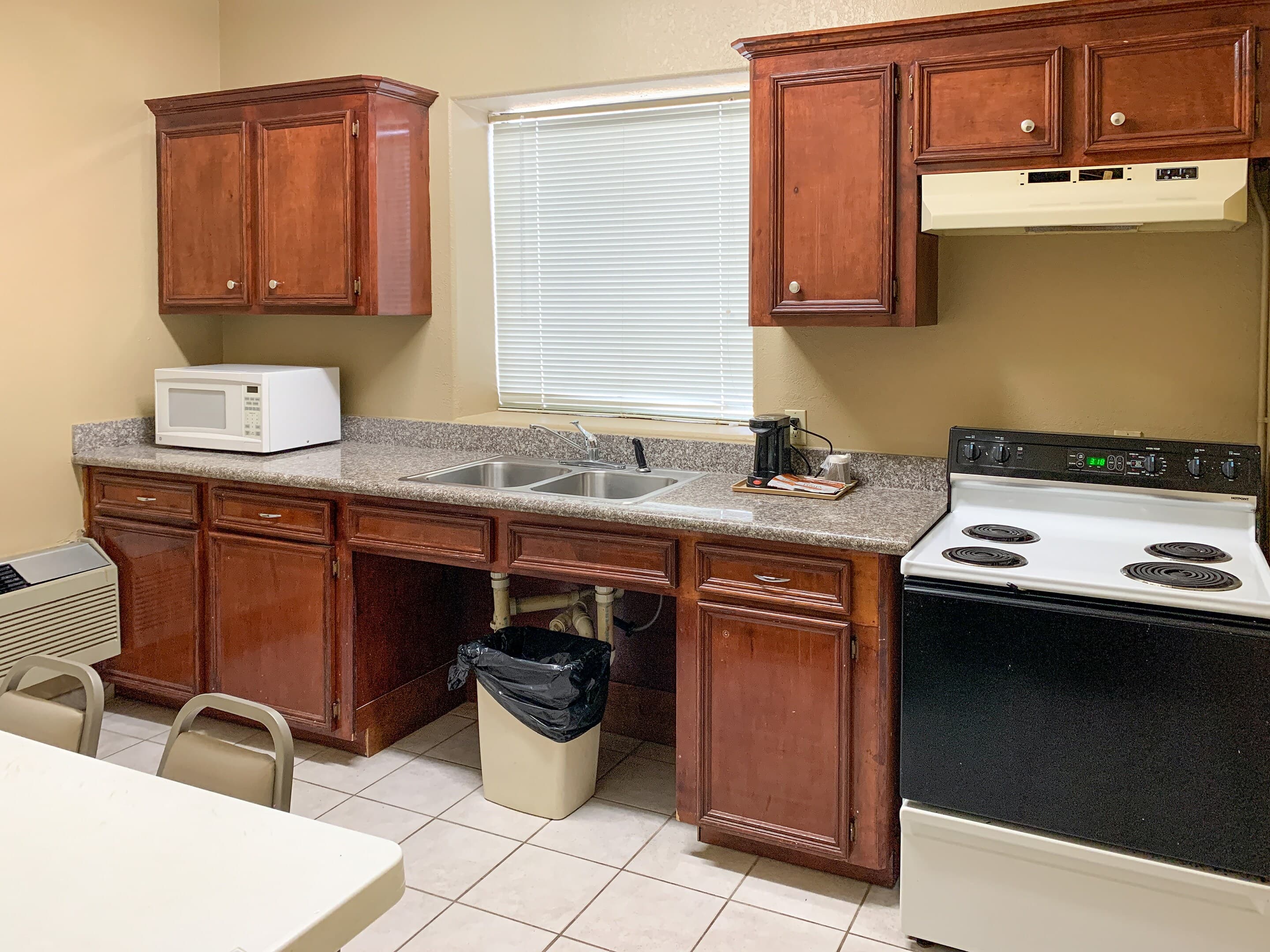 Quality Suites Houston NW Cy-Fair - Image 4