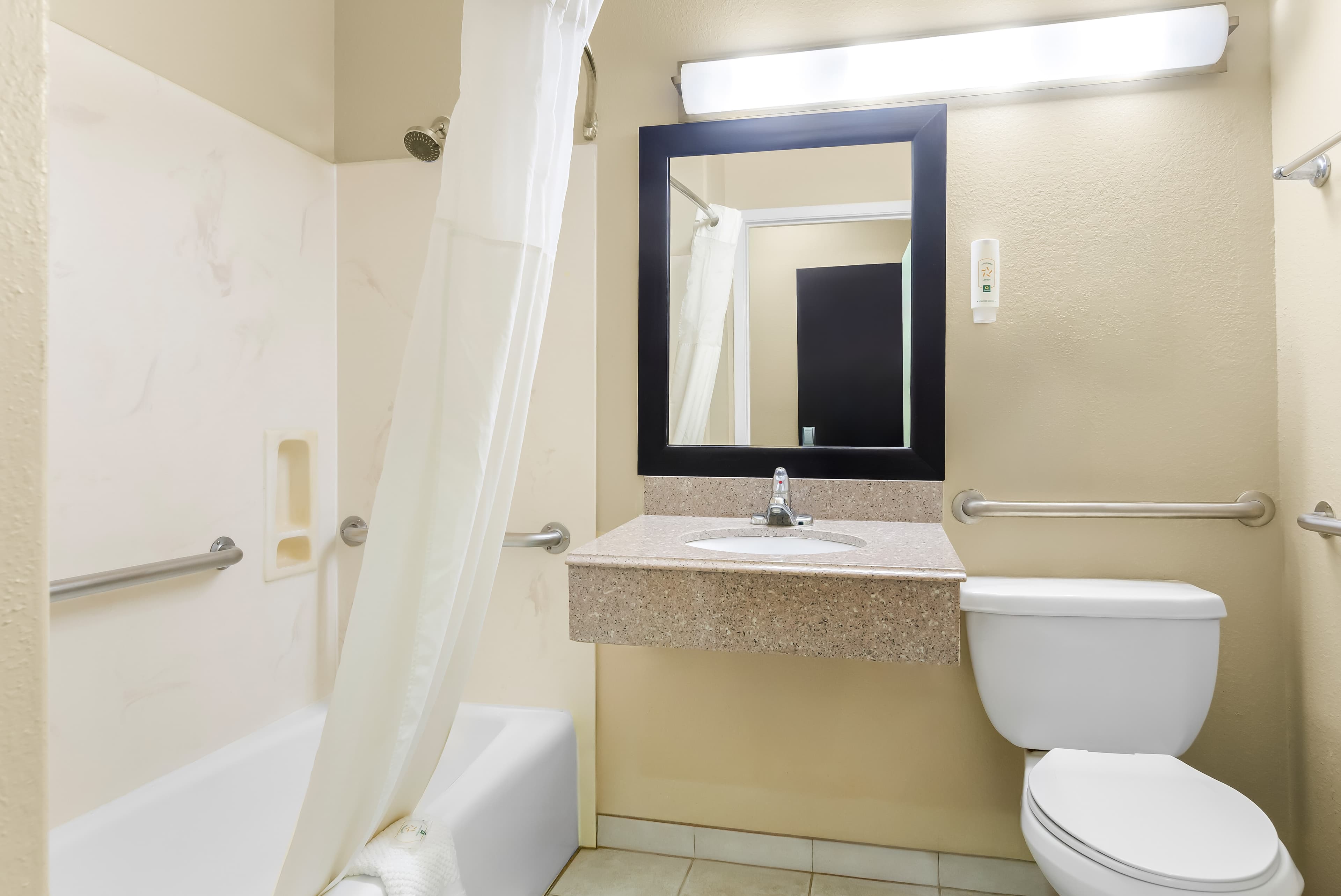 Quality Suites Houston NW Cy-Fair — 14