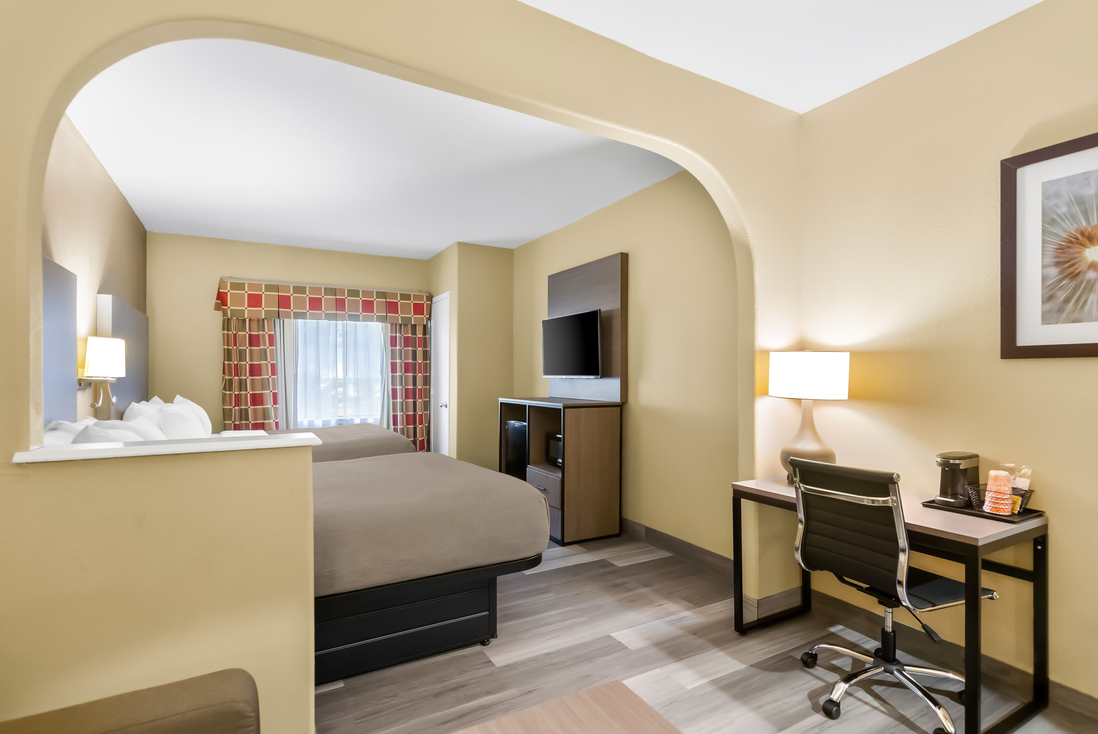 Quality Suites Houston NW Cy-Fair — 35
