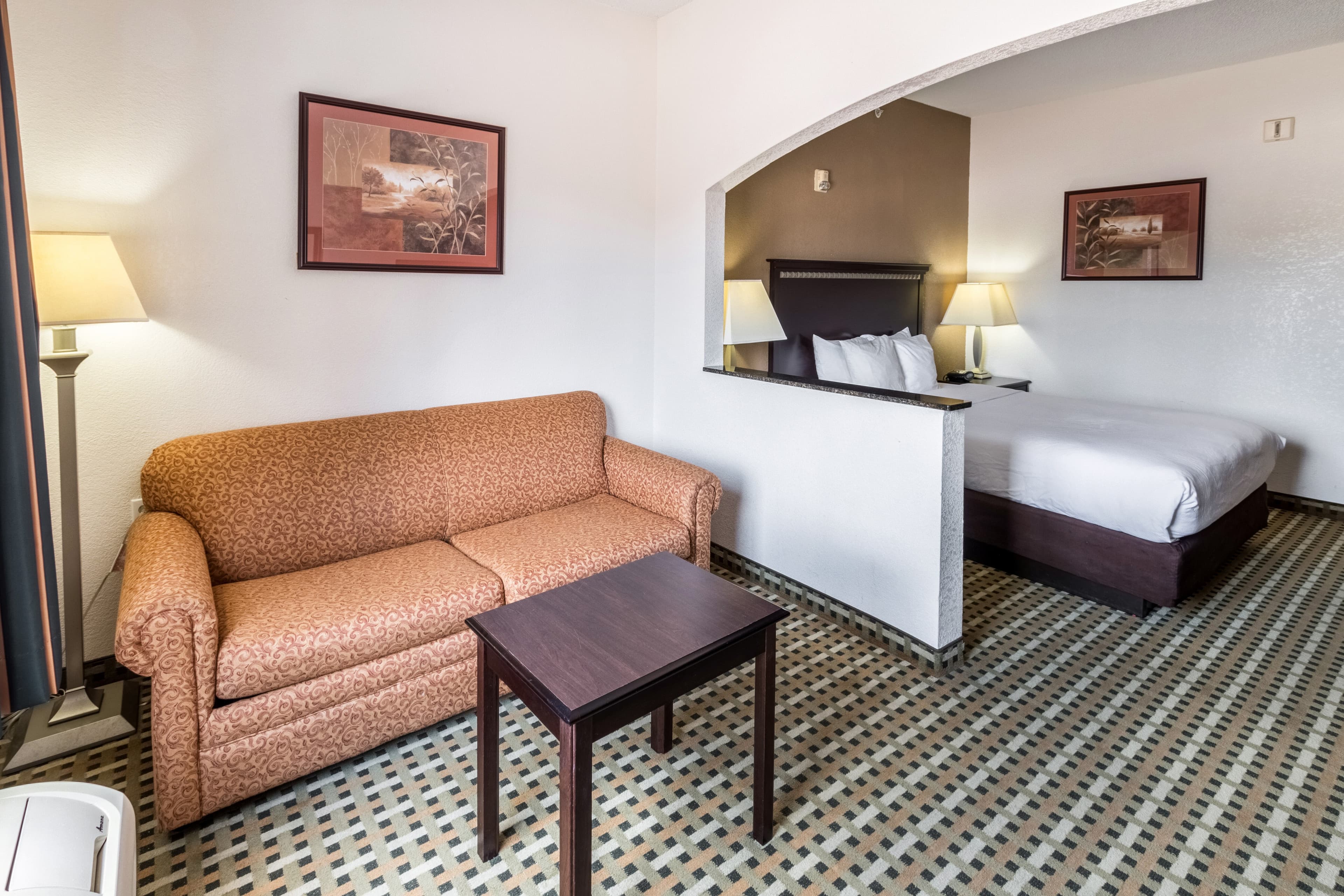 Quality Suites Burleson - Ft. Worth — 14
