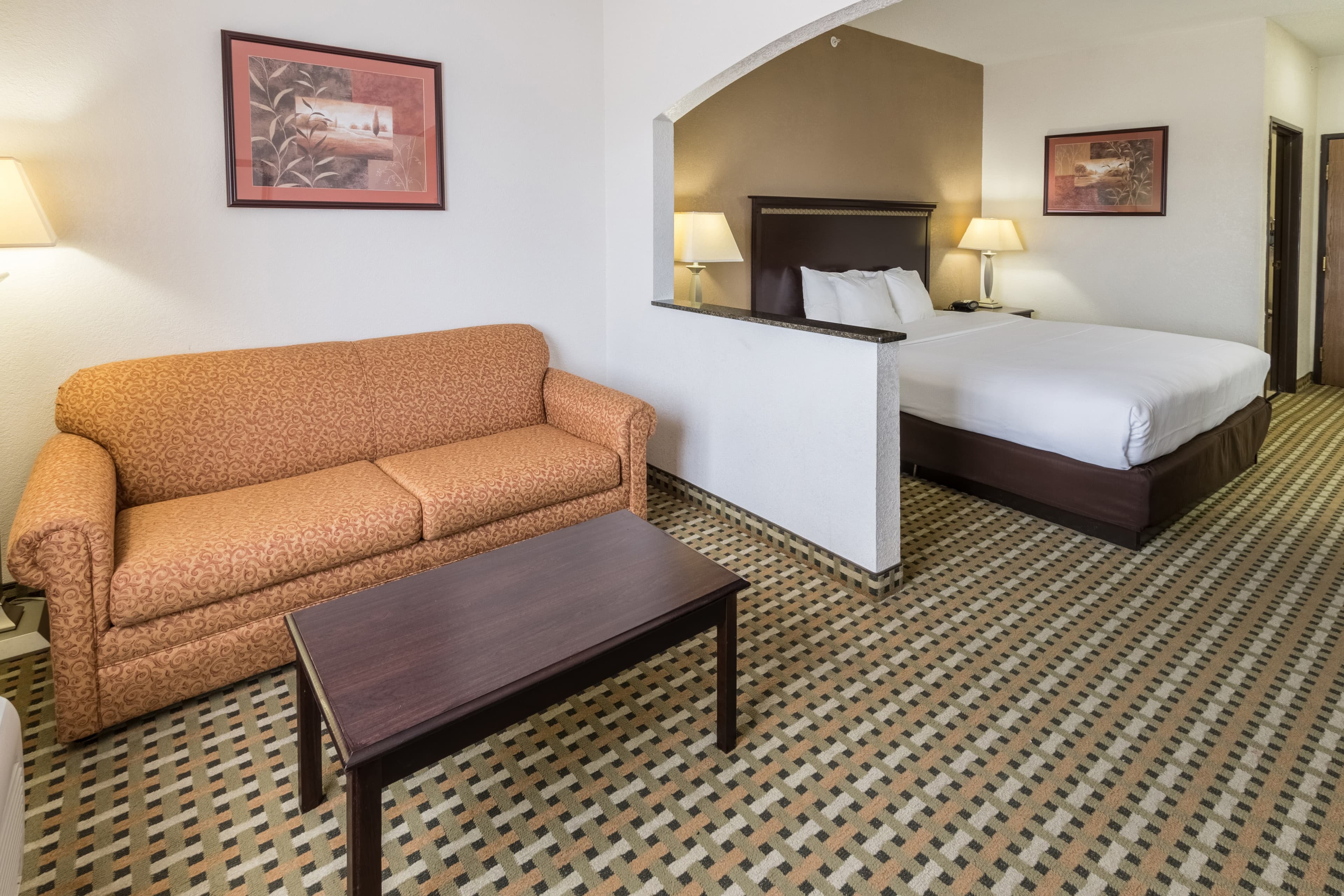 Quality Suites Burleson - Ft. Worth — 7
