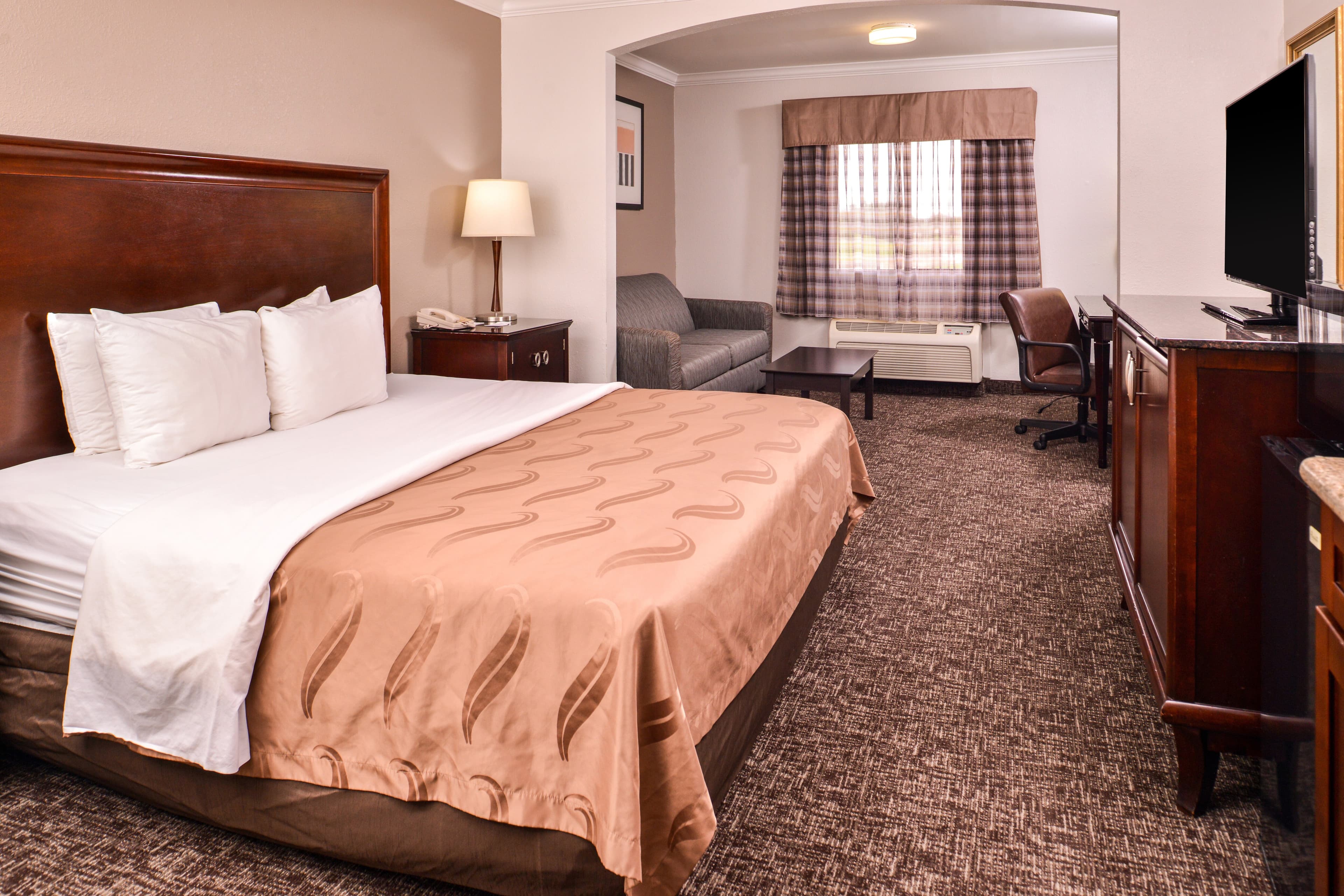 Quality Inn & Suites Beaumont — 31