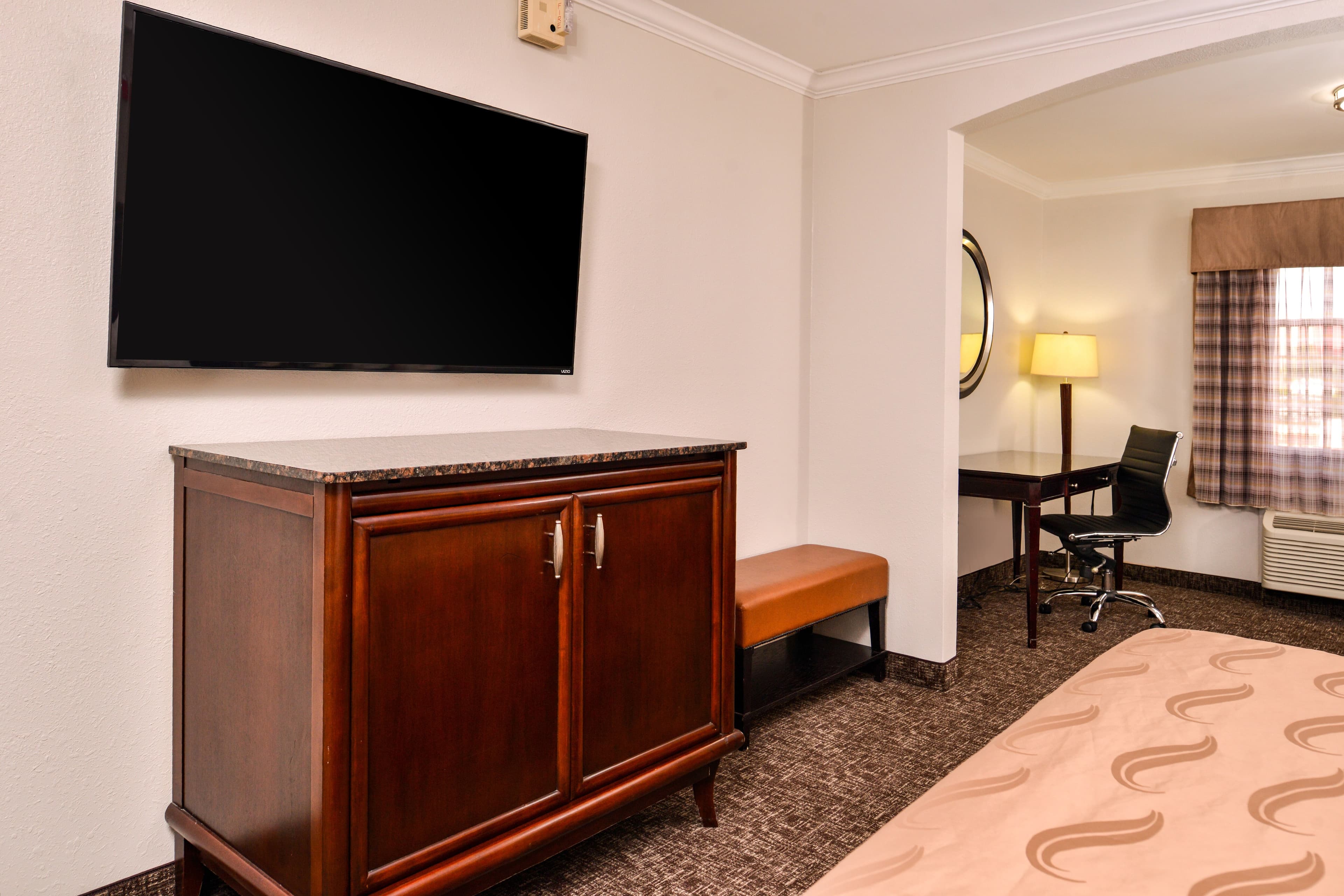 Quality Inn & Suites Beaumont — 32