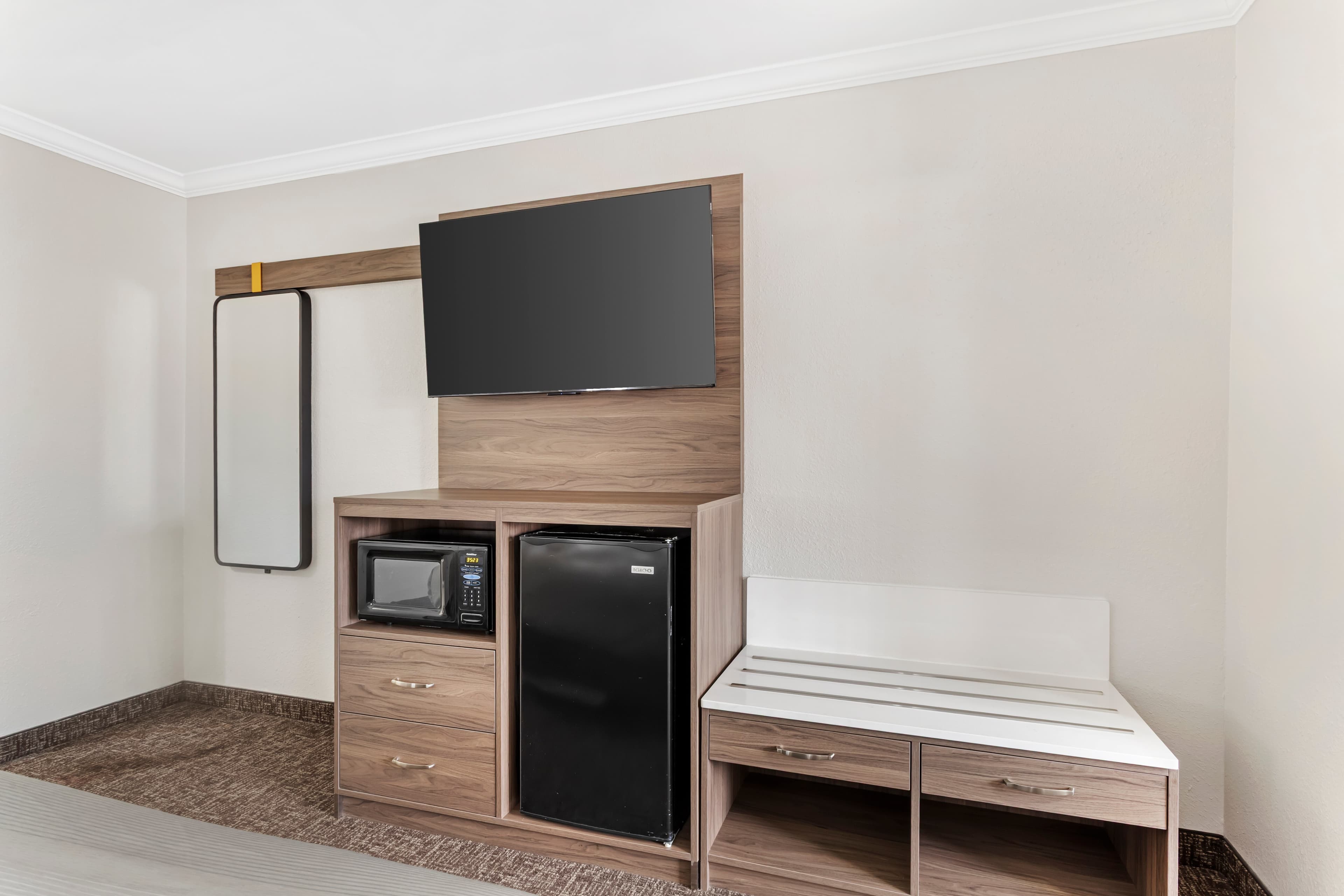 Quality Inn & Suites Beaumont — 35