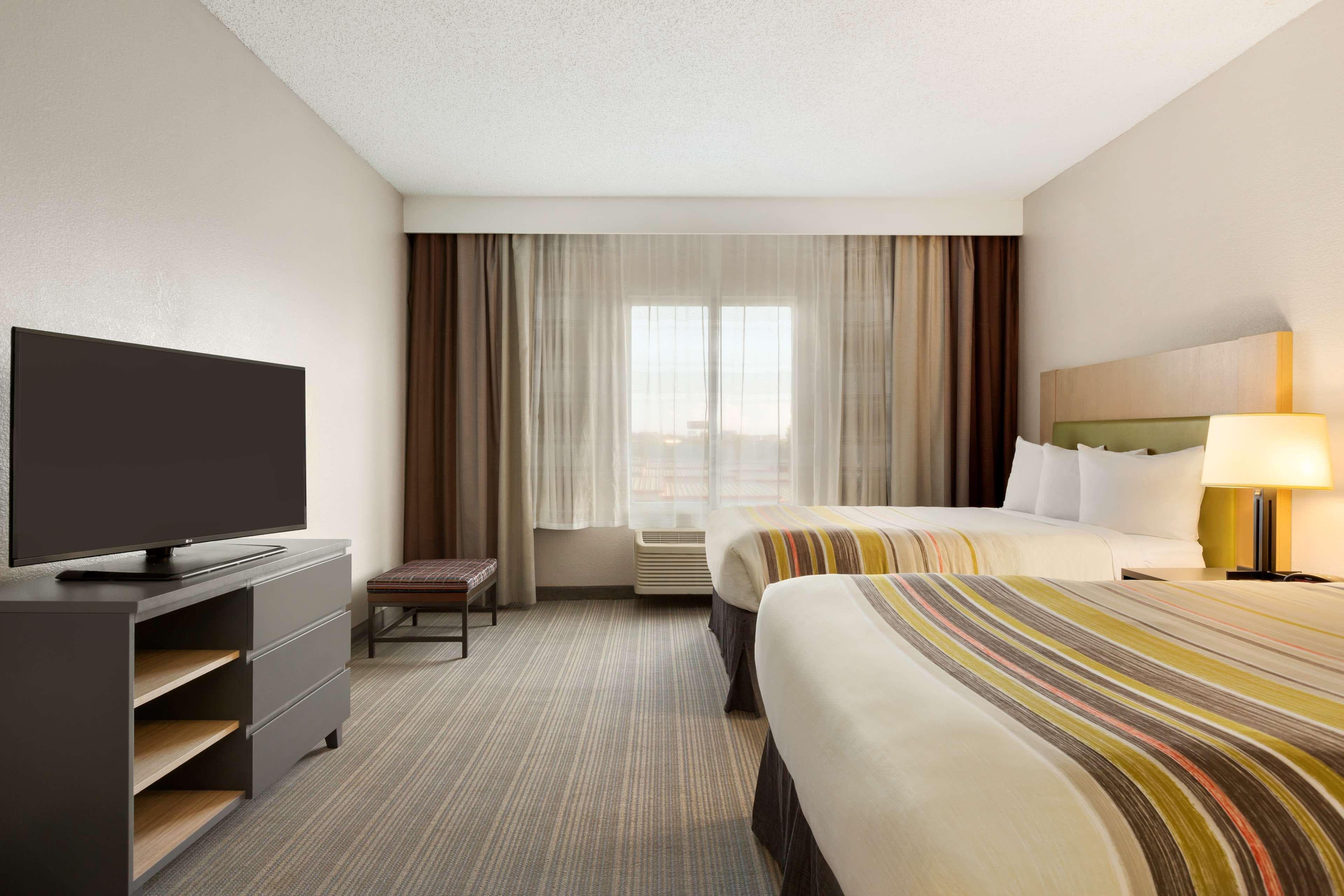 Country Inn & Suites by Radisson, Austin North (Pflugerville), TX — 14