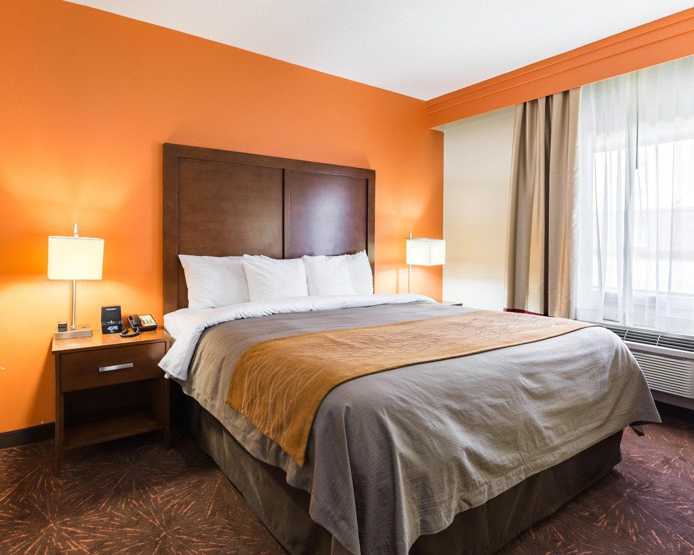 Econo Lodge Inn & Suites East Houston I-10