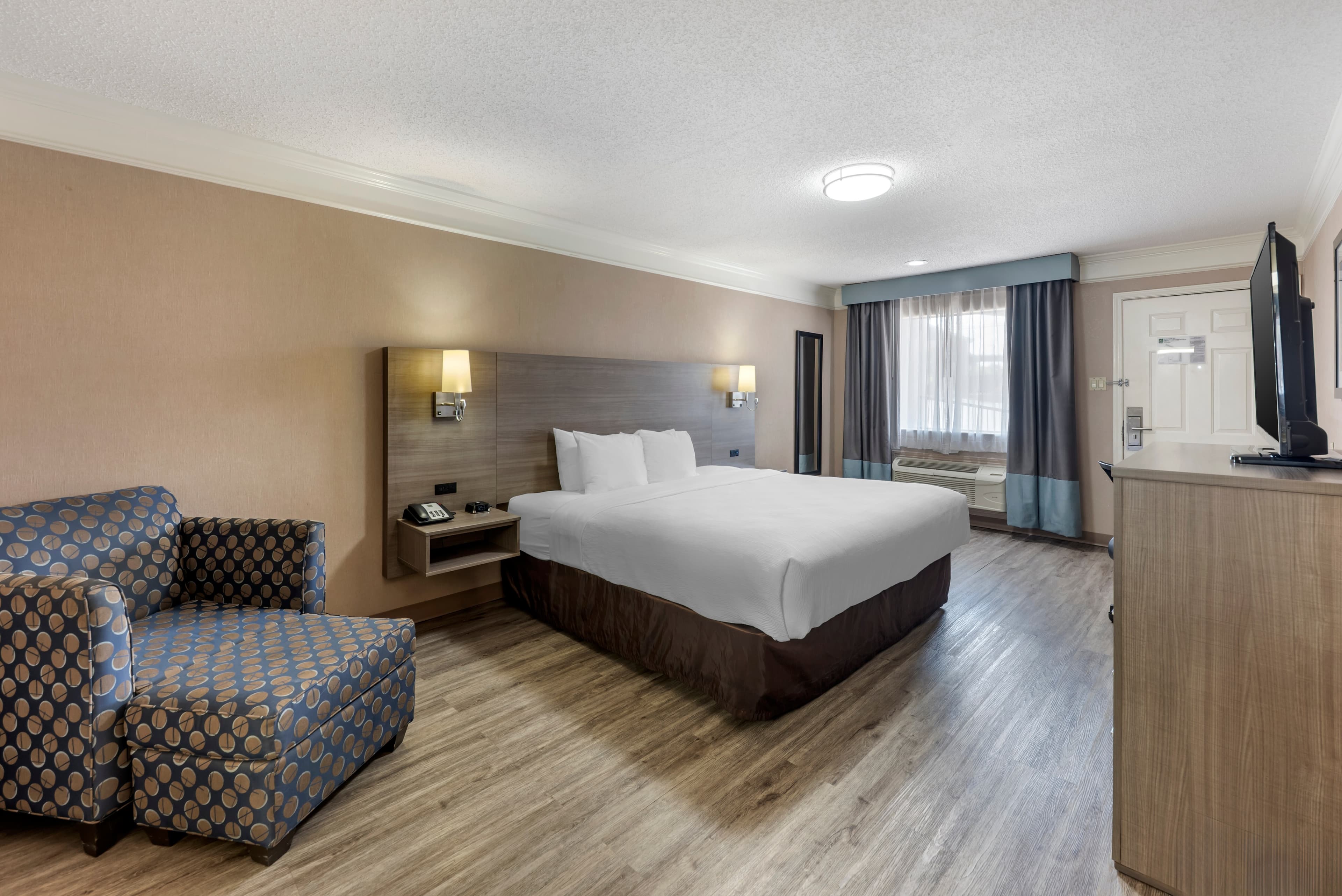Quality Inn Near Lake Marble Falls — 8