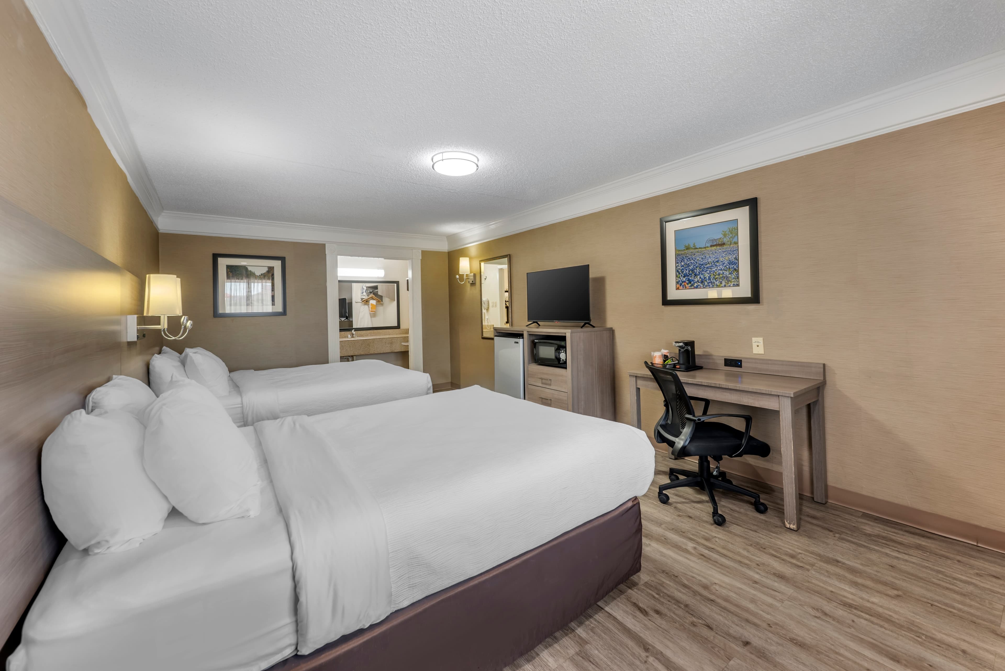 Quality Inn Near Lake Marble Falls — 12