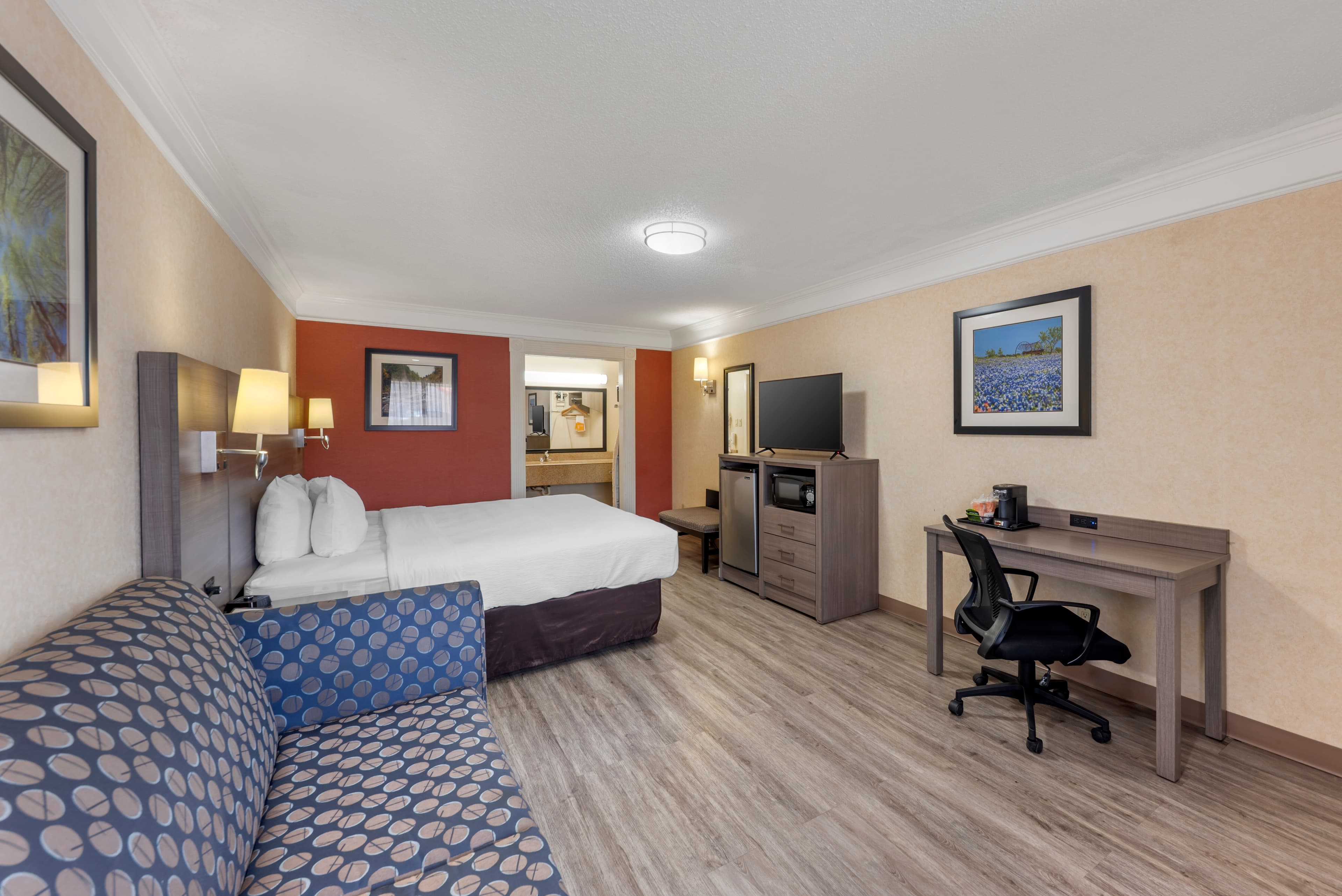 Quality Inn Near Lake Marble Falls — 15