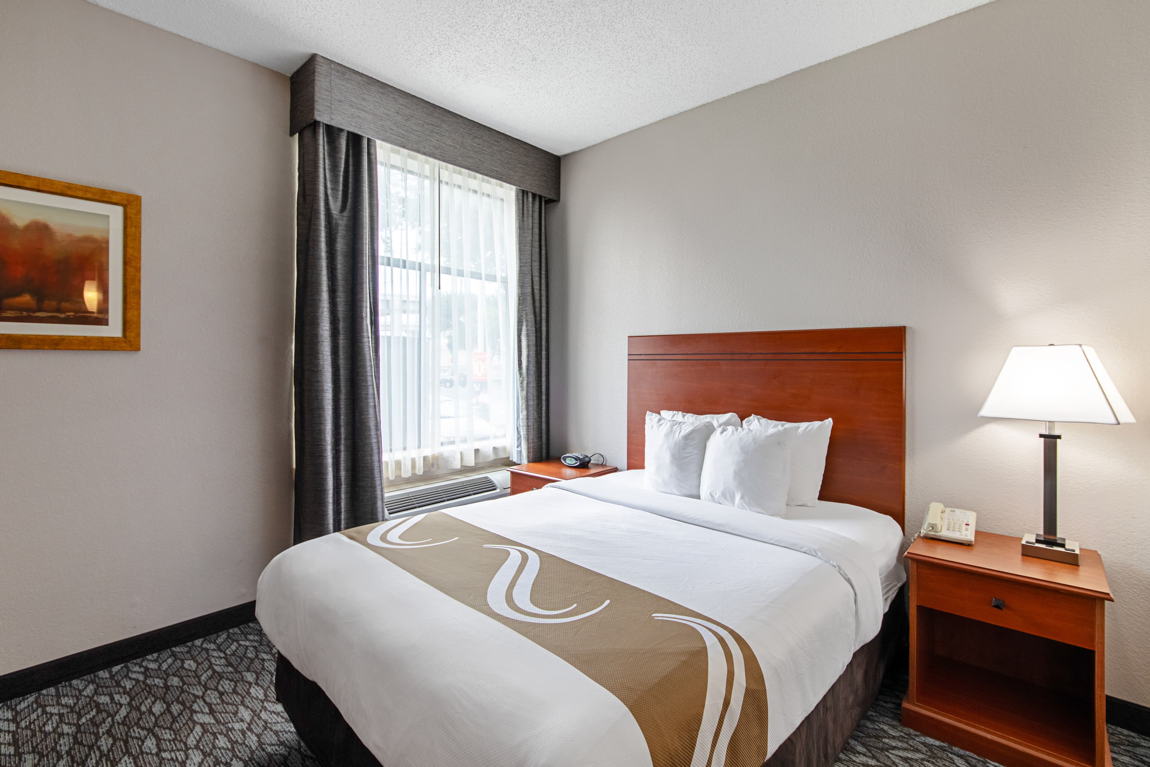 Quality Suites Austin South St. Elmo District — 2