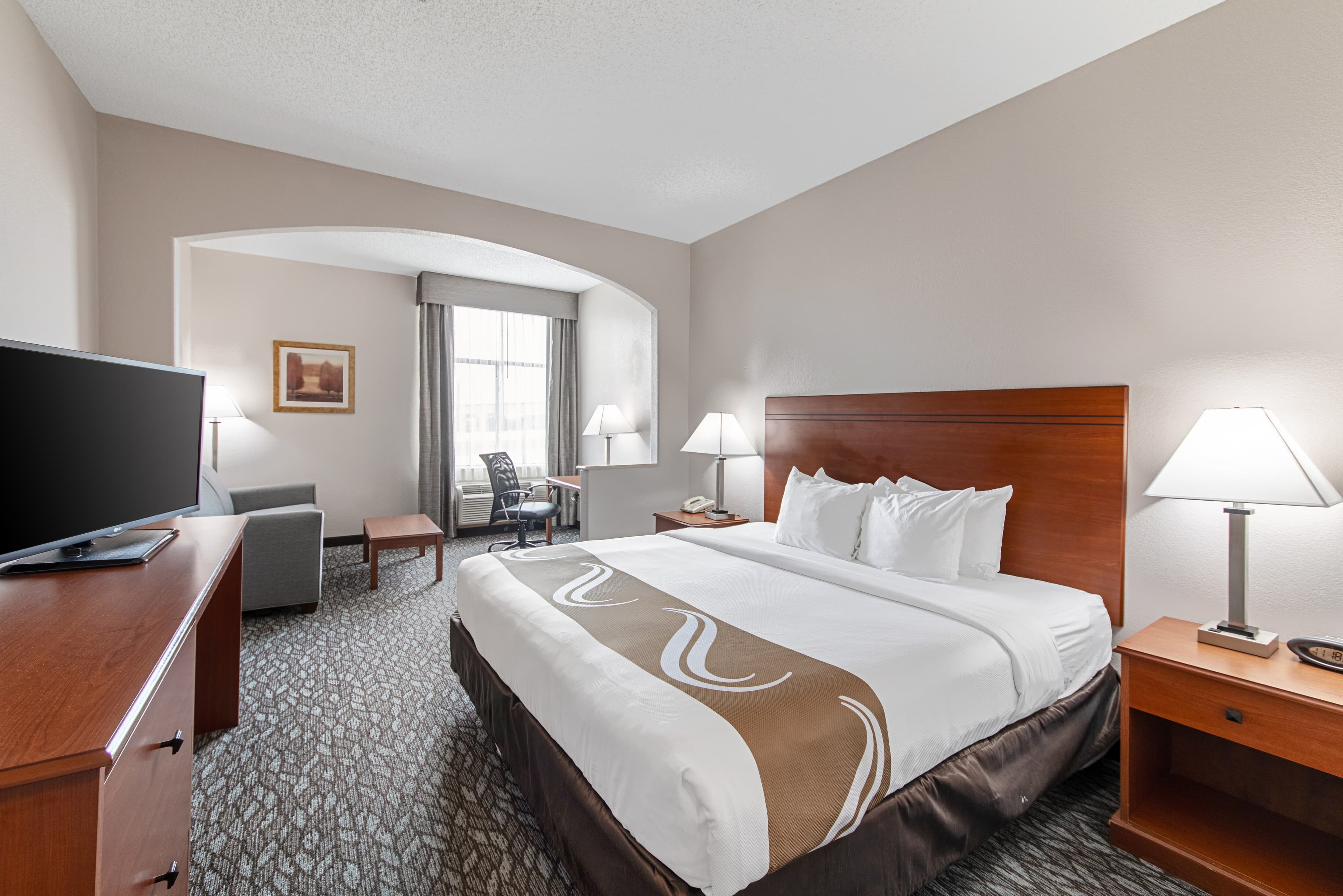 Quality Suites Austin South St. Elmo District — 7