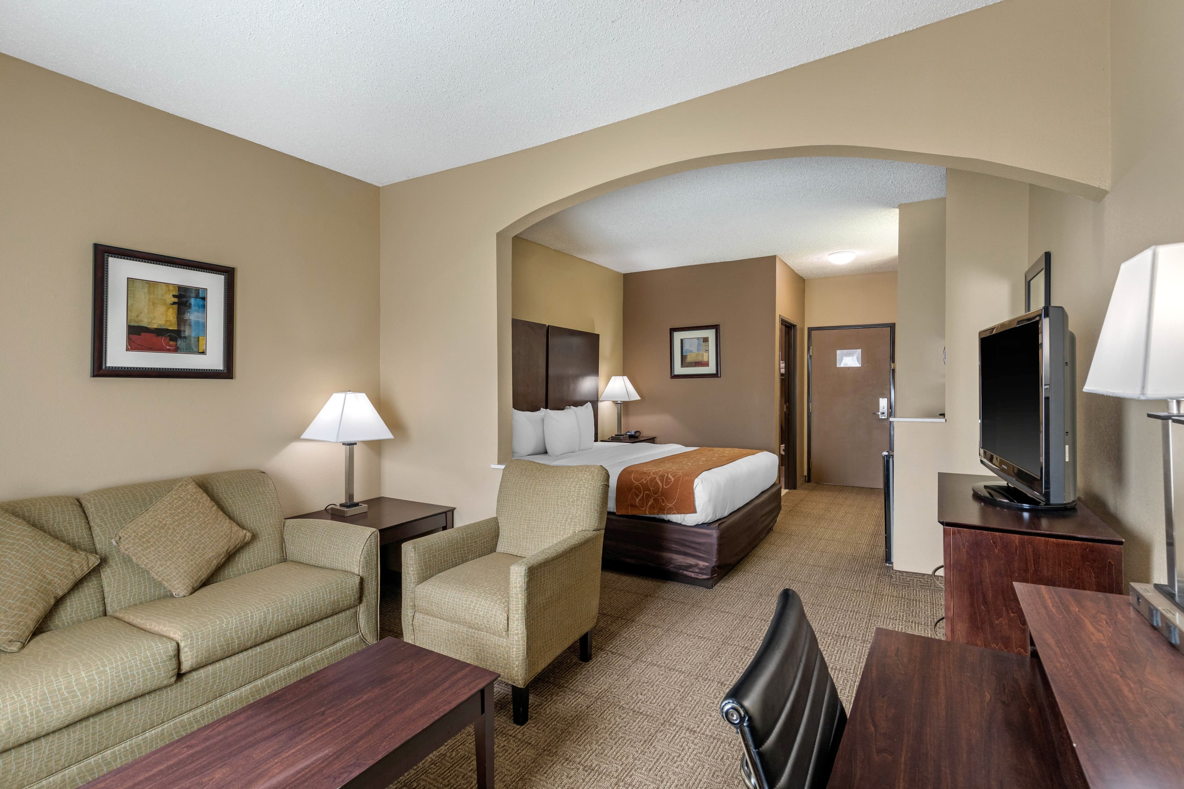 Comfort Suites The Colony - Plano West - Image 5