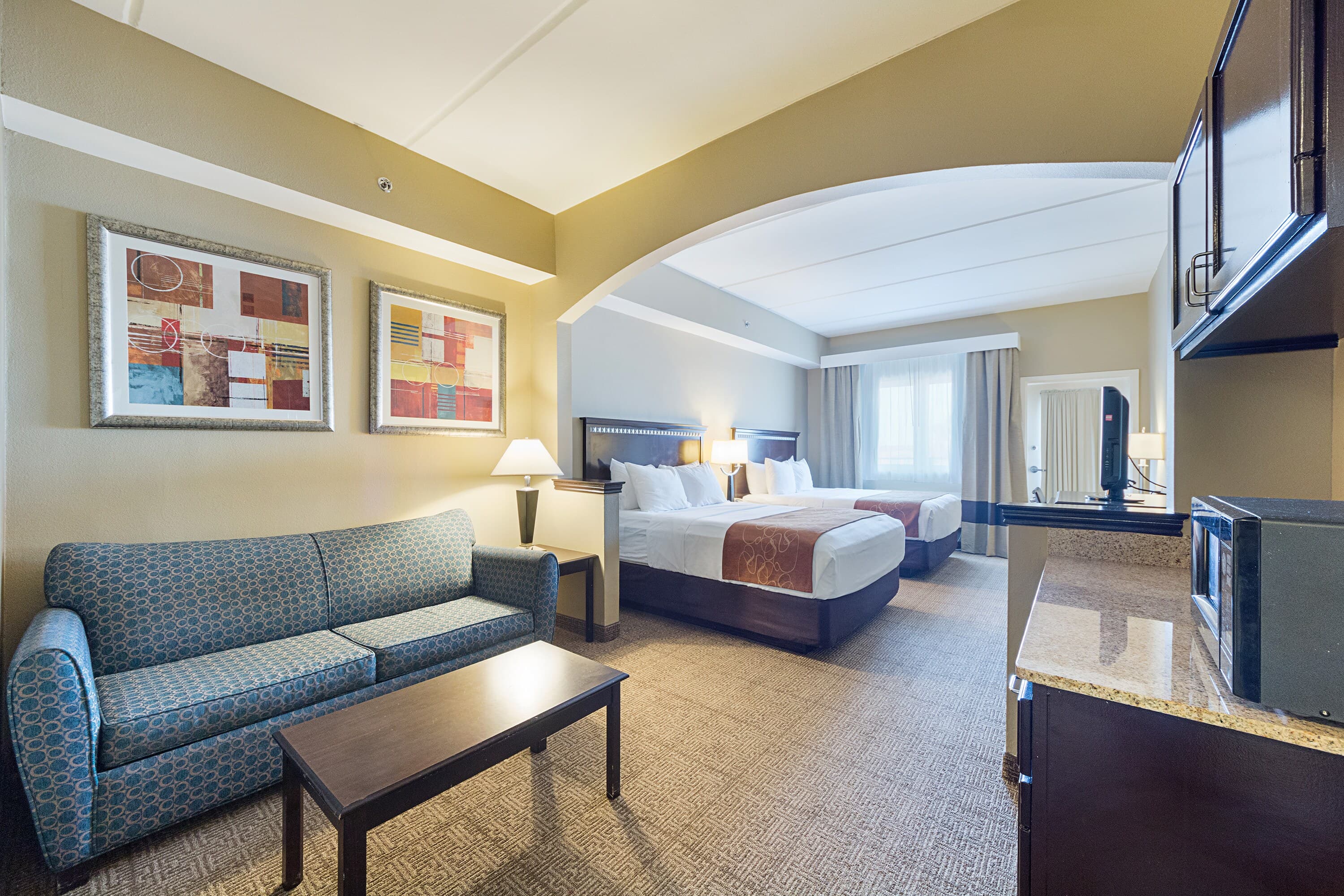 Comfort Suites Beachside — 23