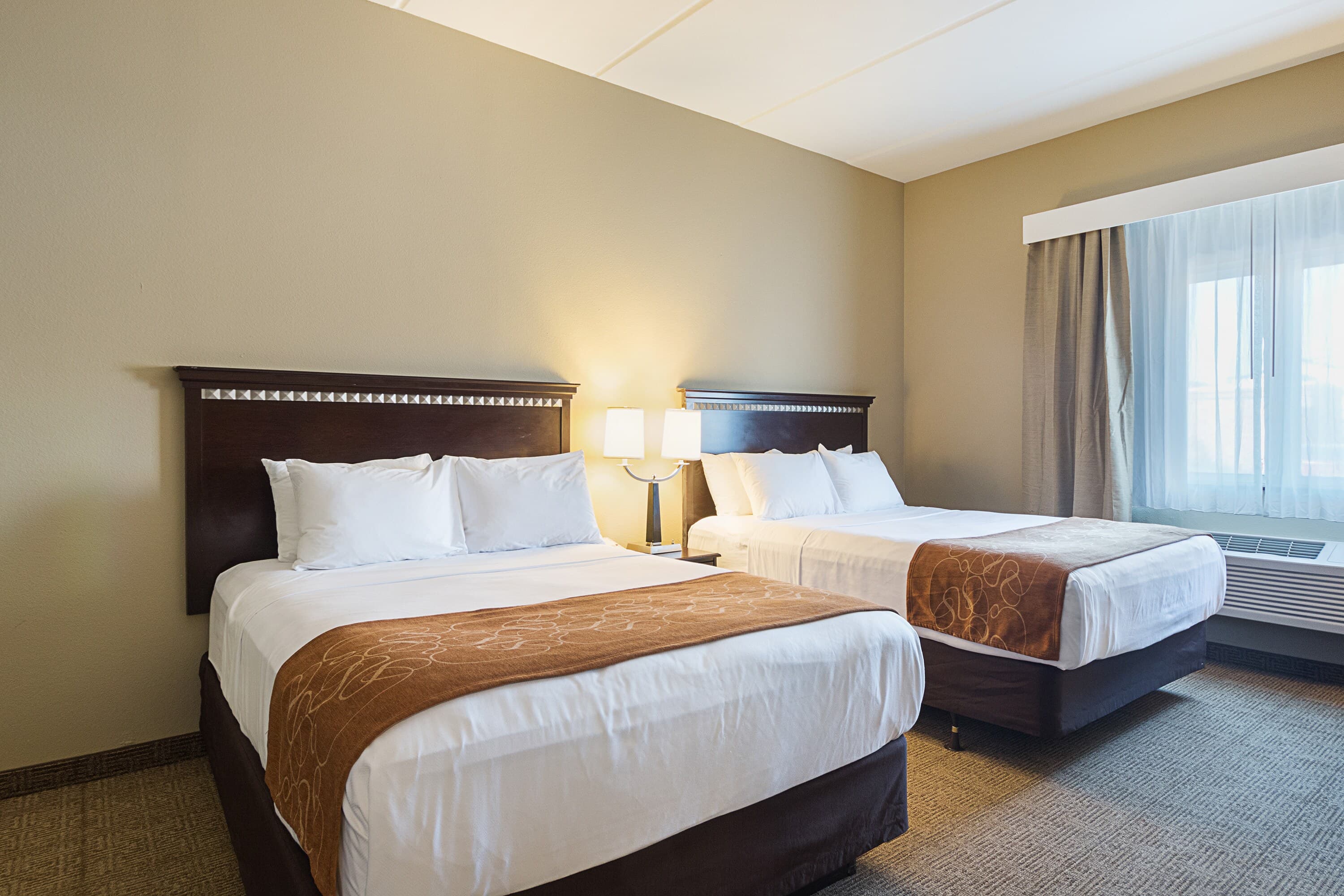 Comfort Suites Beachside — 18