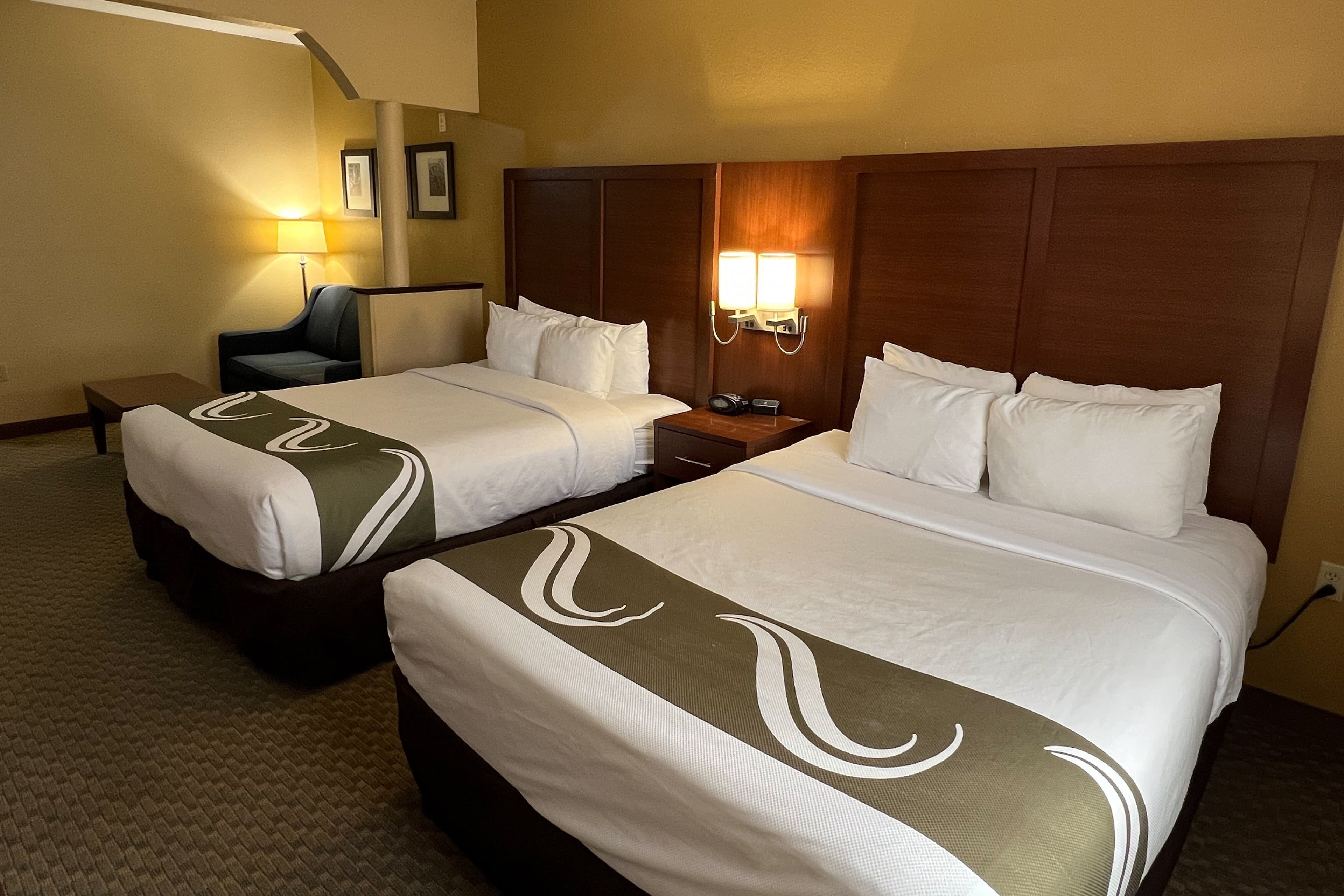 Quality Suites Midland North Loop 250 - Image 5