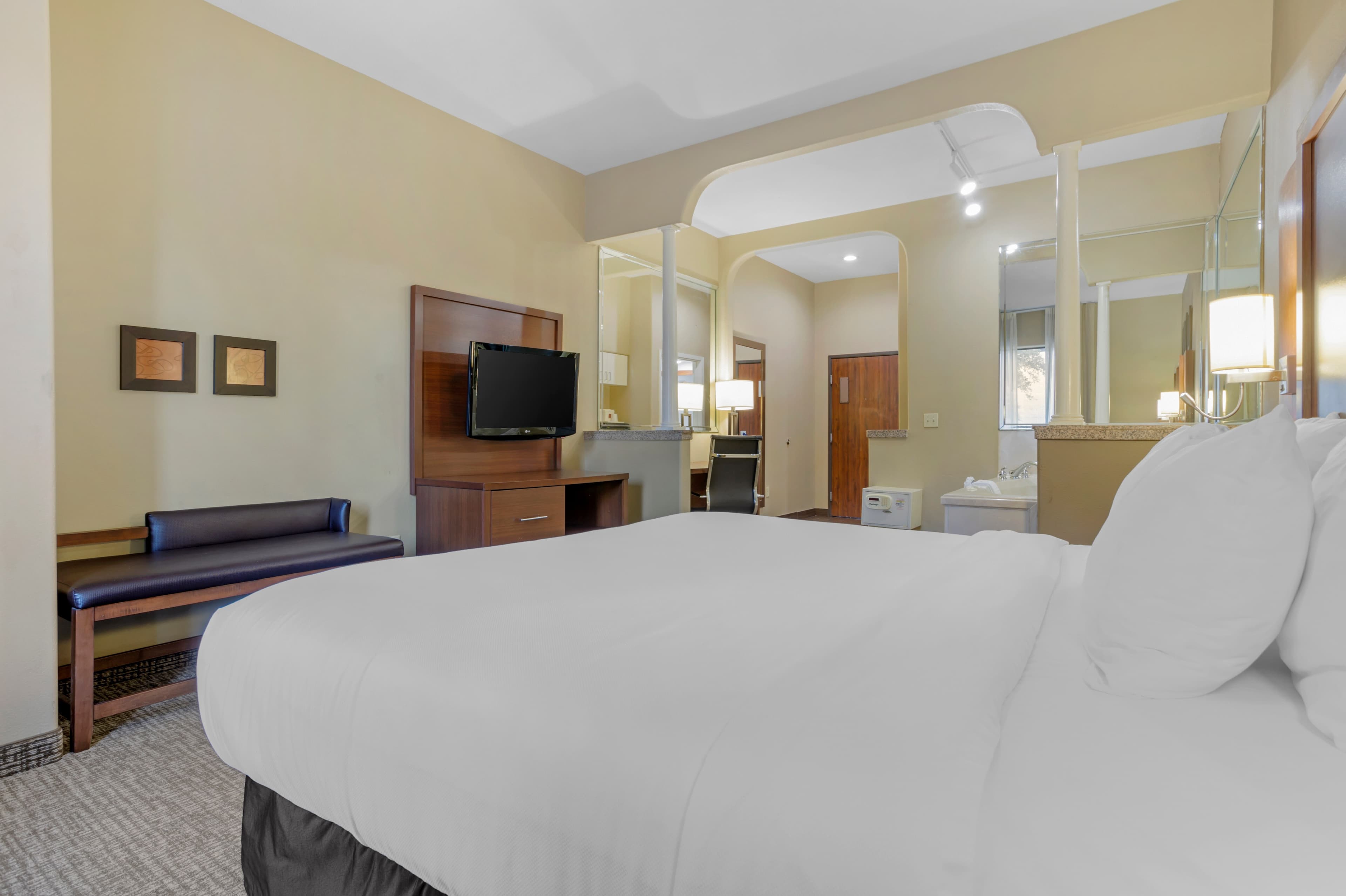 Comfort Suites Houston NW - Vintage Park — 7