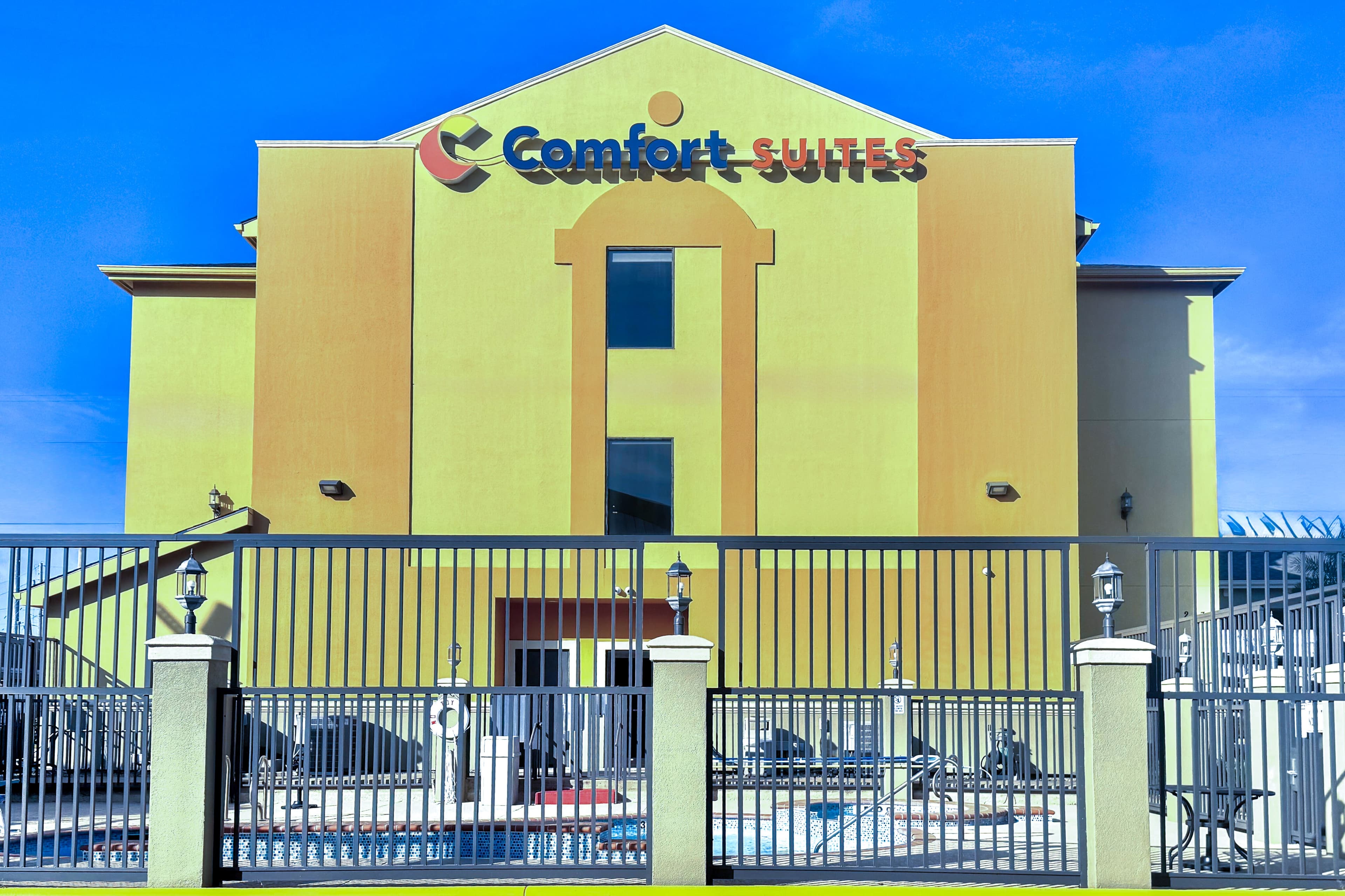 Comfort Suites Westchase Houston Energy Corridor - Image 1