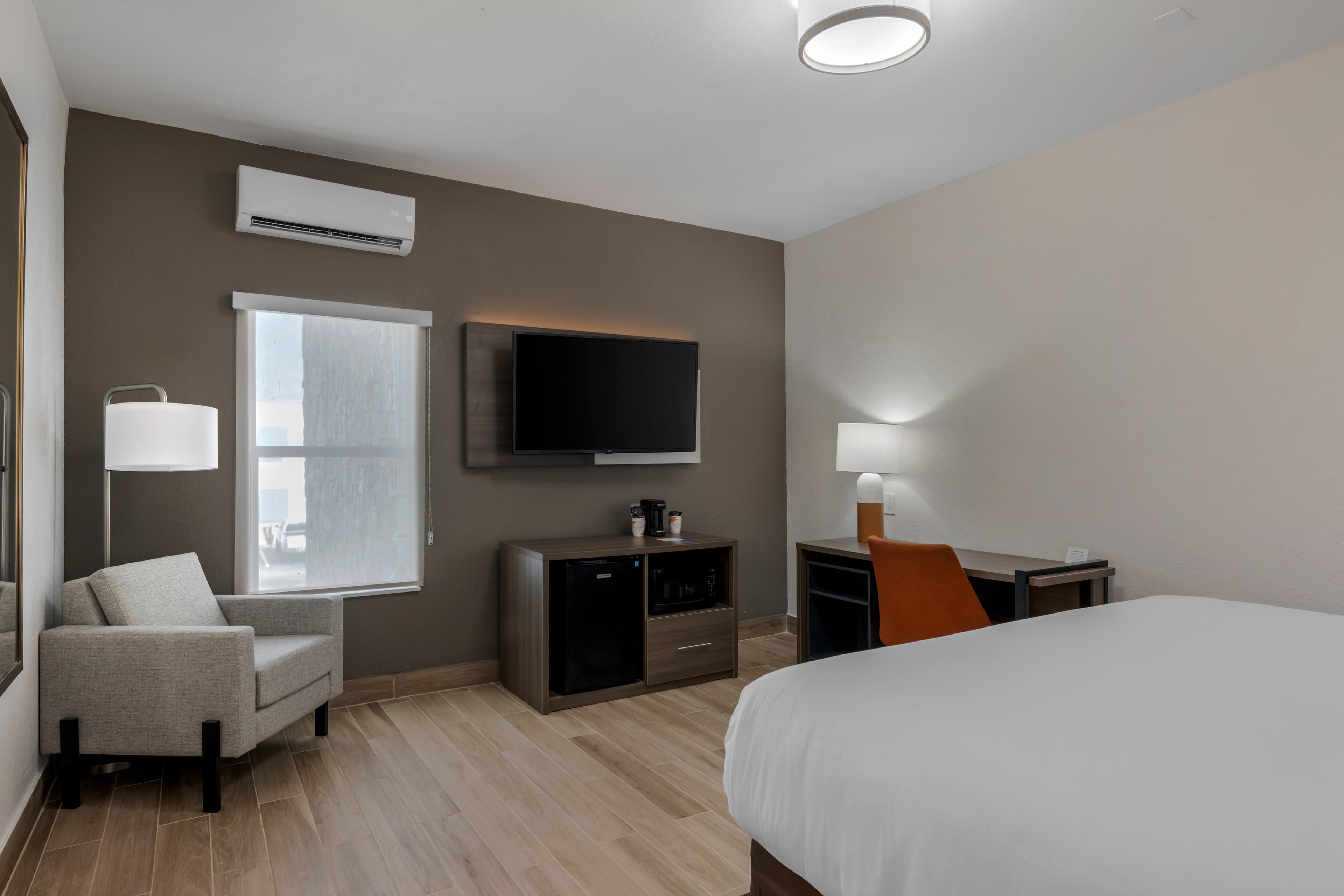 Comfort Inn South Padre Island Central — 12