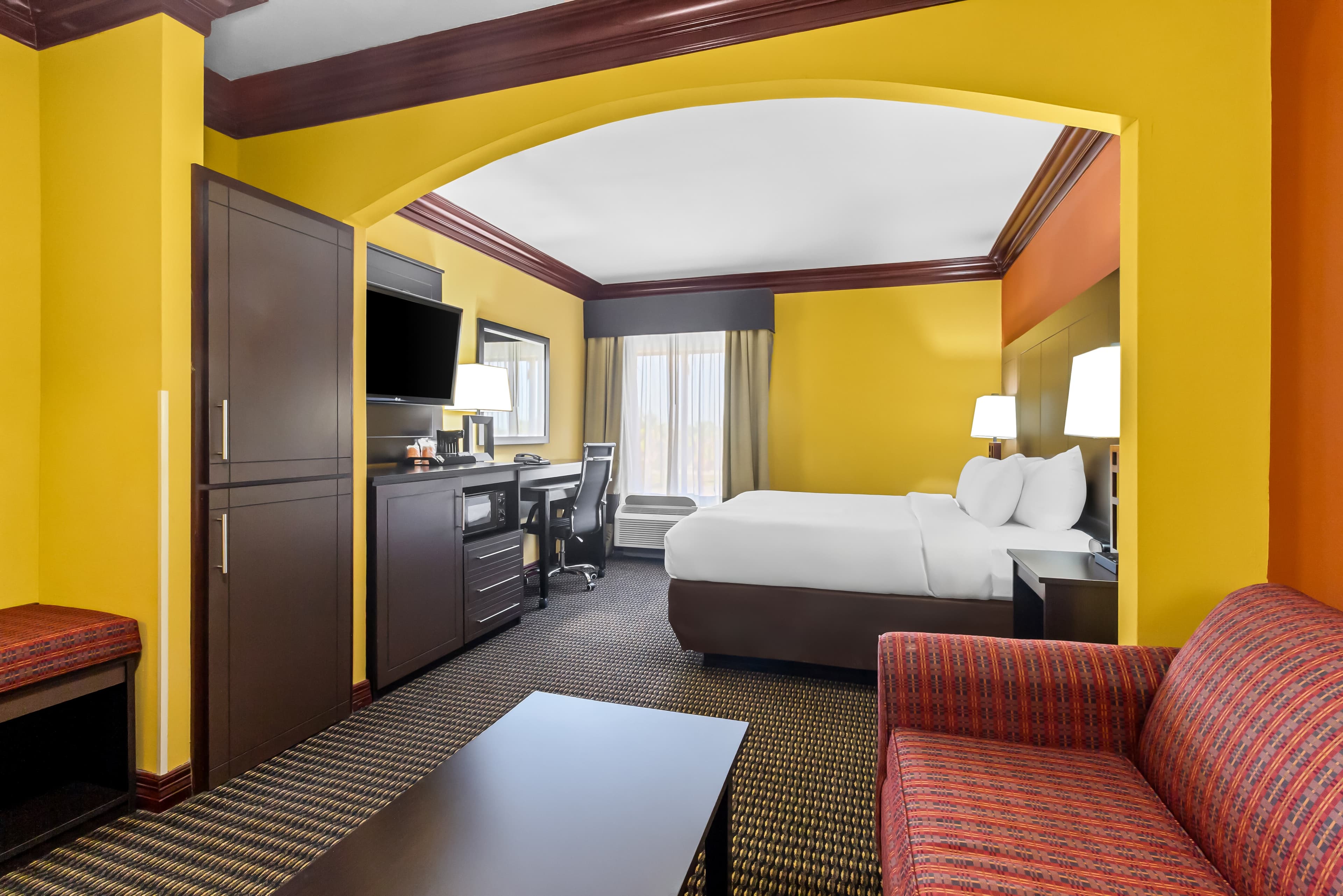 Comfort Suites Lake Jackson Clute - Image 2