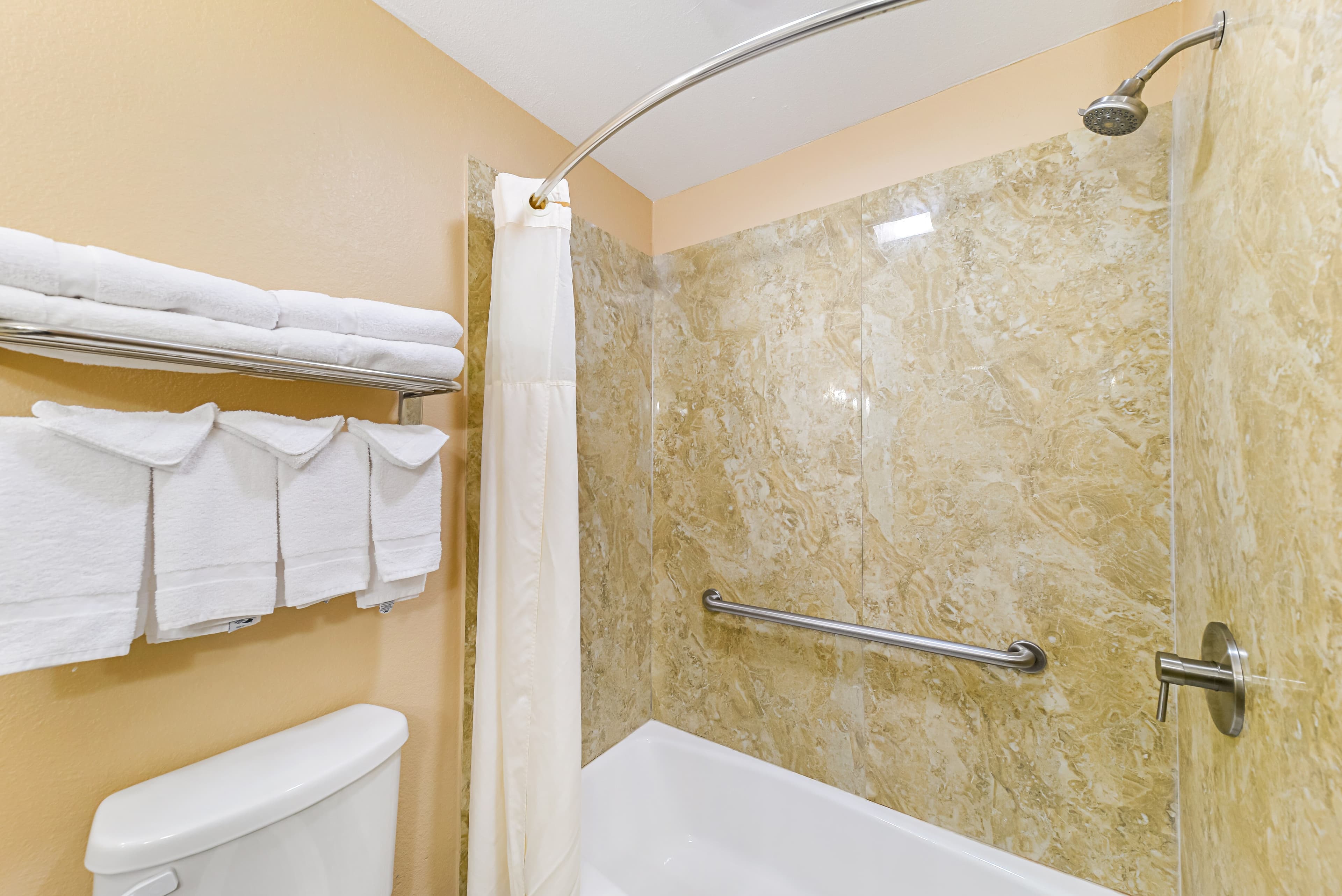 Quality Inn & Suites Lubbock South — 12