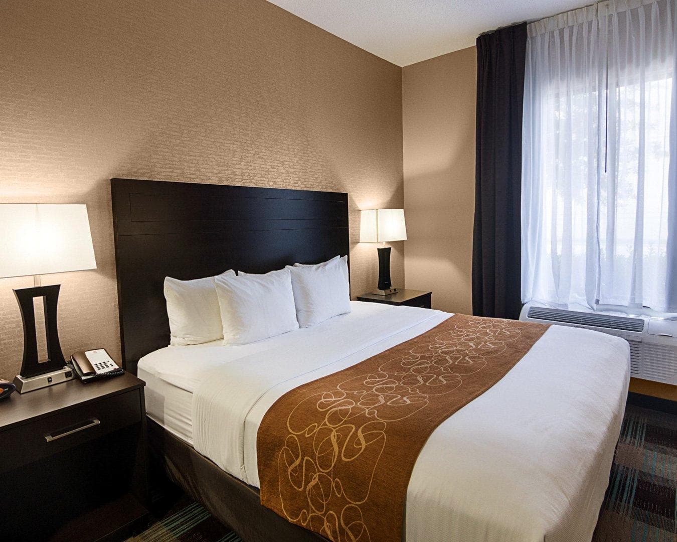 Comfort Suites Houston West at Clay Road - Image 2