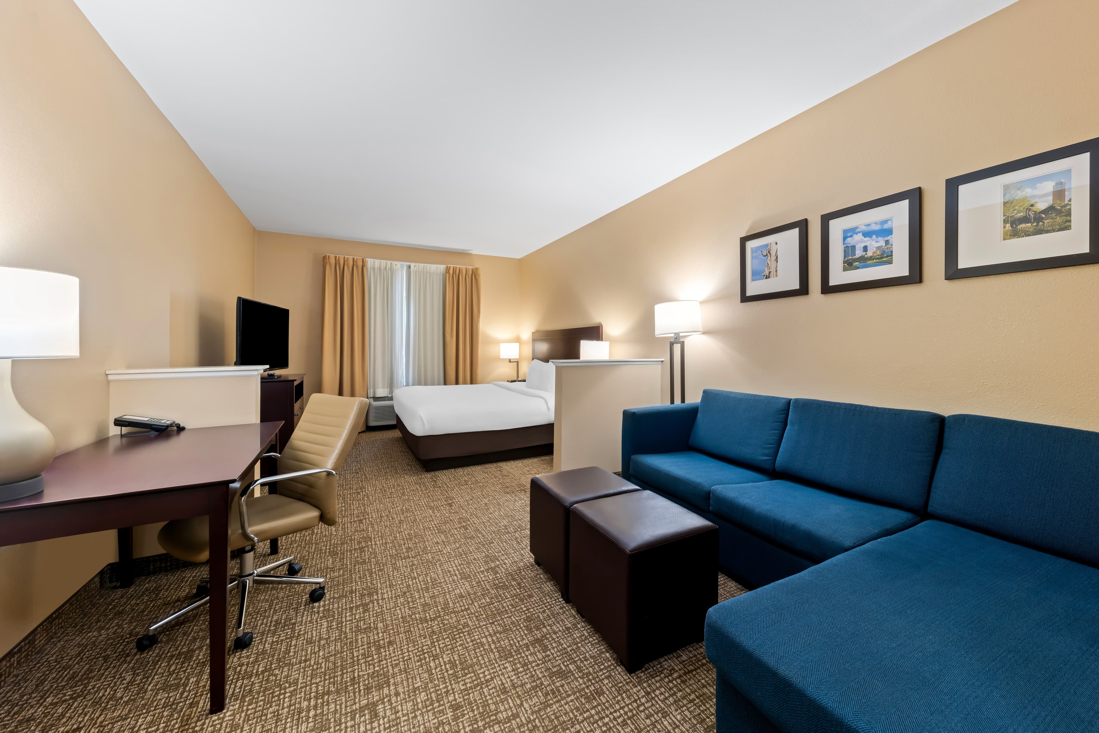 Comfort Suites Roanoke - Fort Worth North — 10