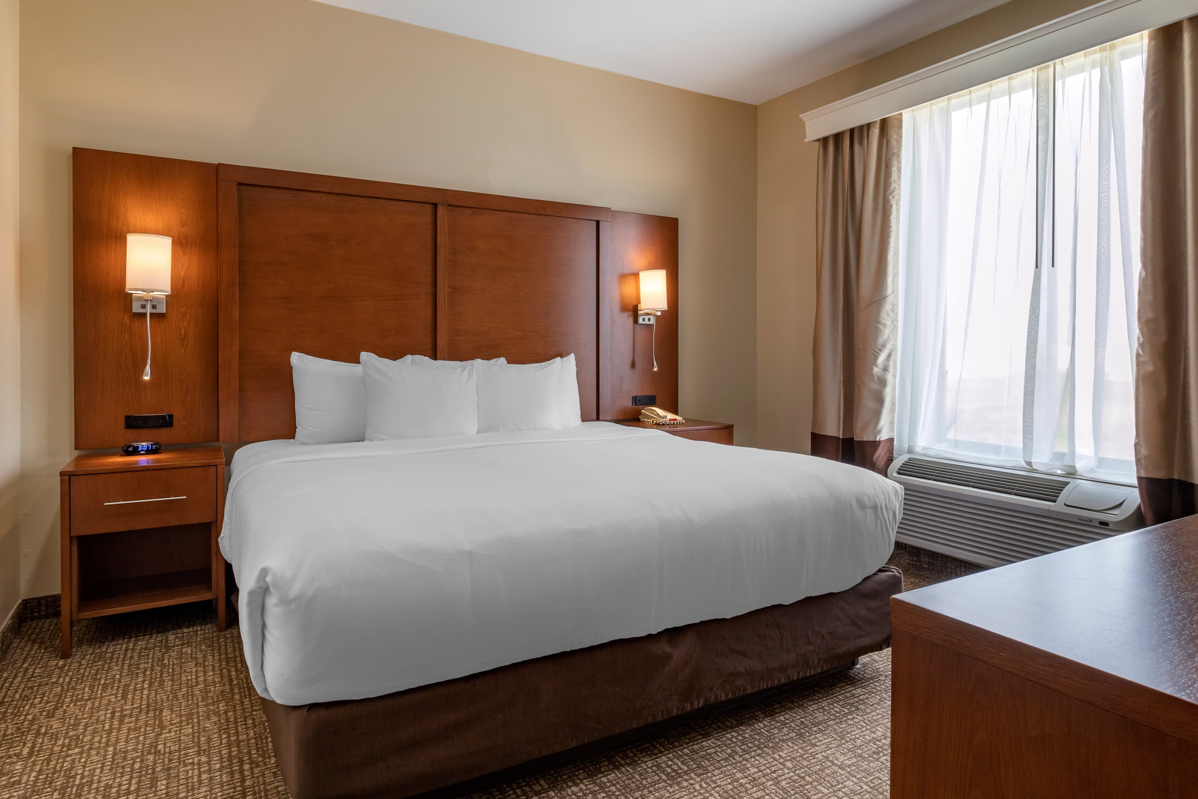 Comfort Suites Houston near Medical Center- NRG Stadium — 10