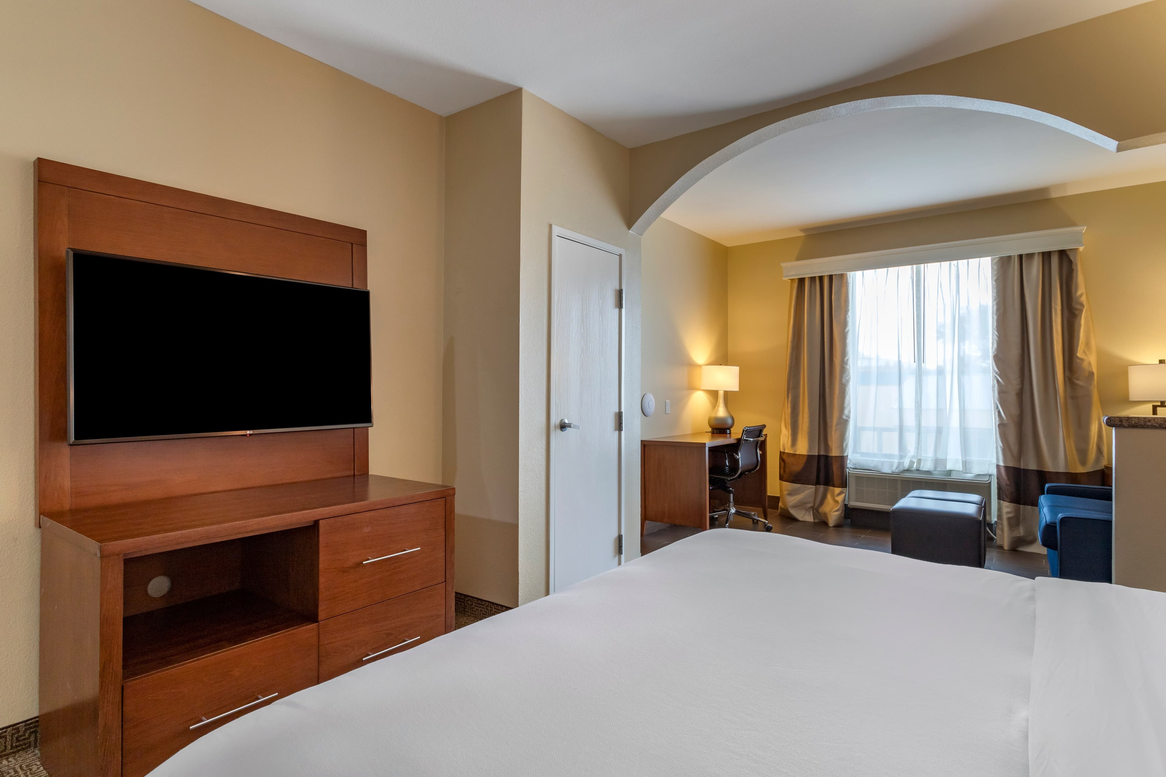 Comfort Suites Houston near Medical Center- NRG Stadium — 19