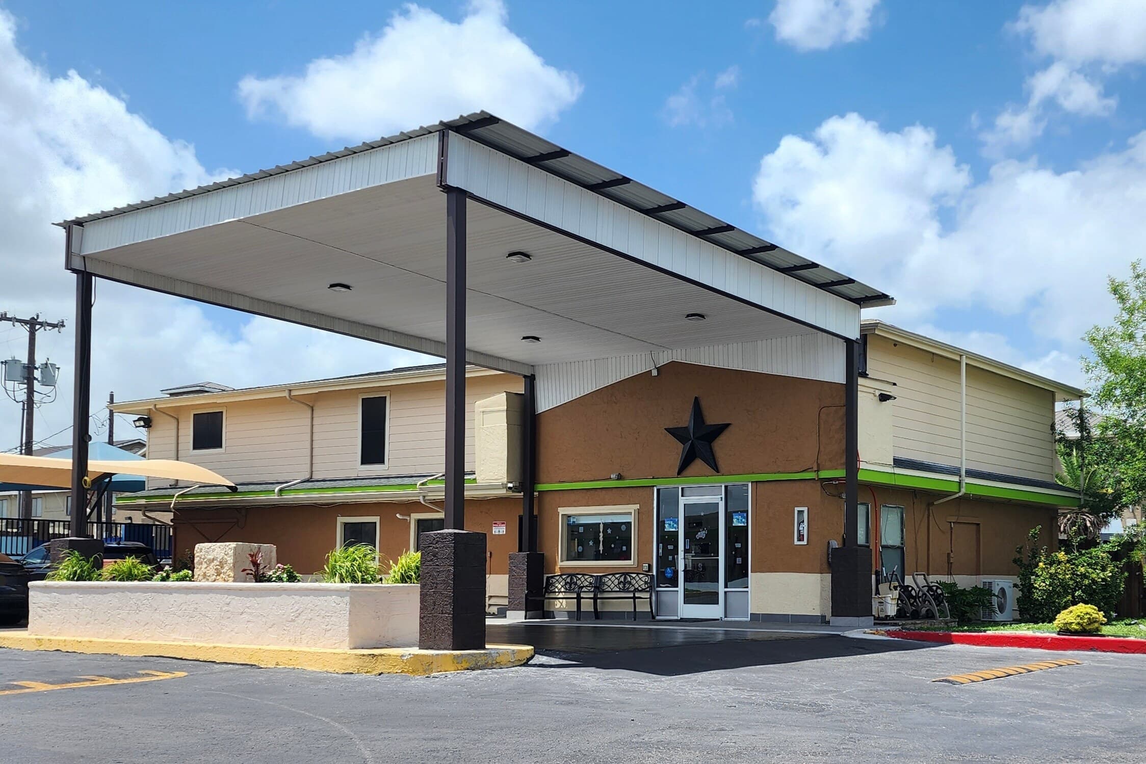Rodeway Inn San Antonio Lackland AFB - SeaWorld - Image 1