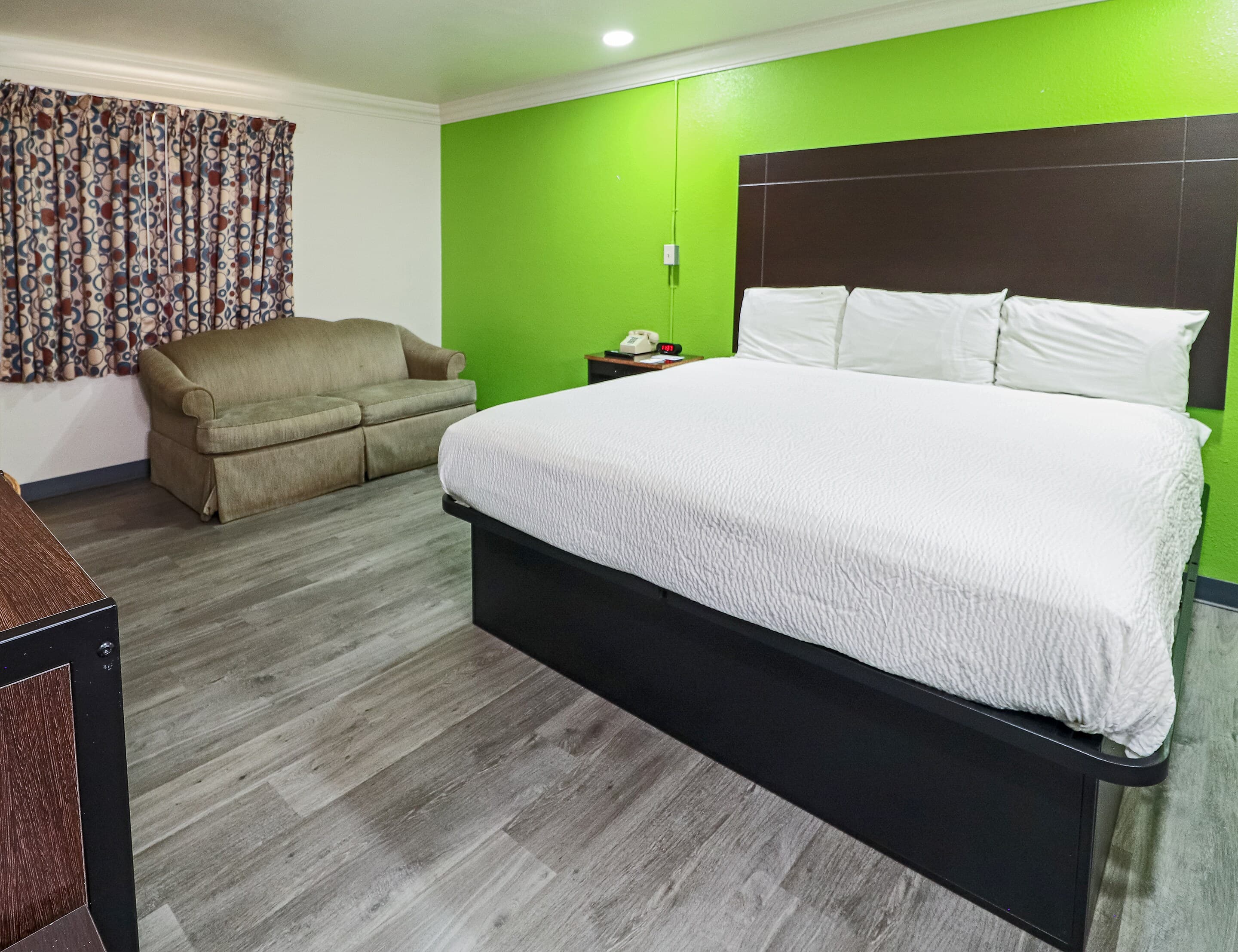 Rodeway Inn San Antonio Lackland AFB - SeaWorld - Image 4