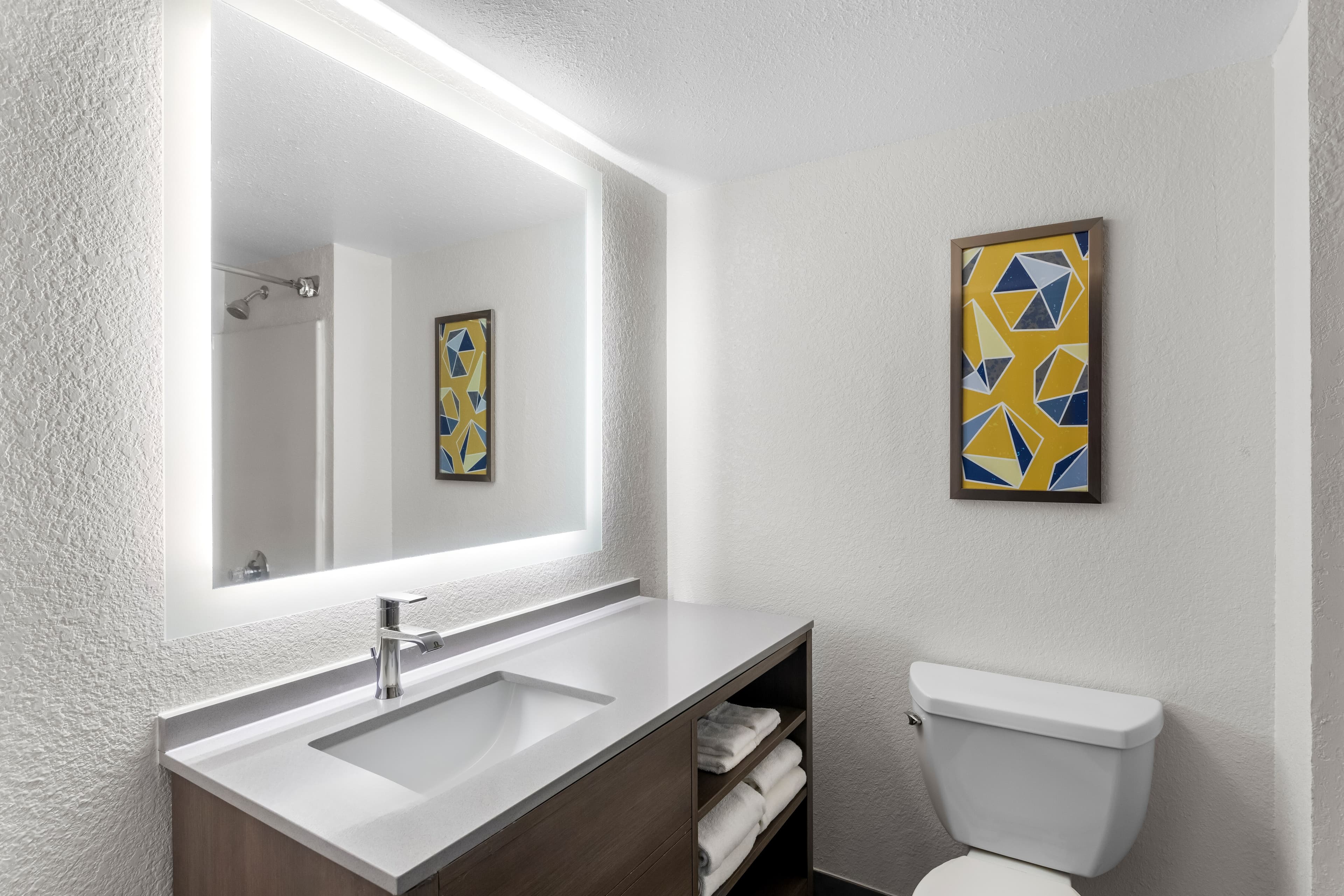 Comfort Suites Austin Airport — 3
