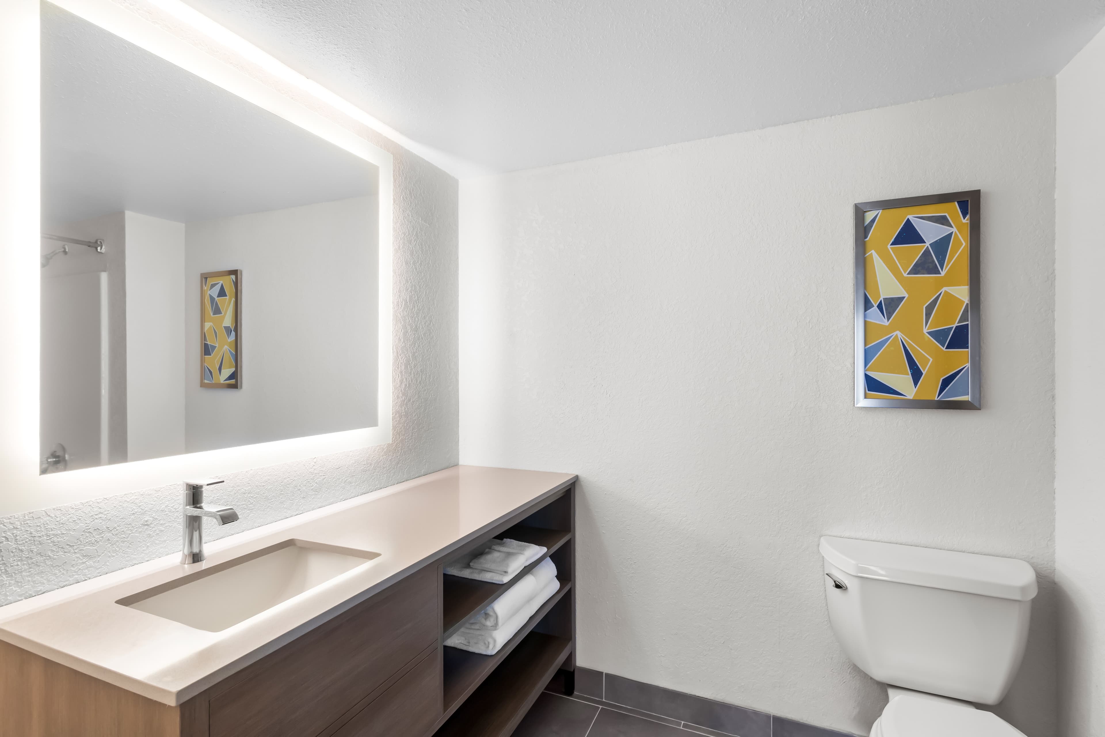 Comfort Suites Austin Airport — 24