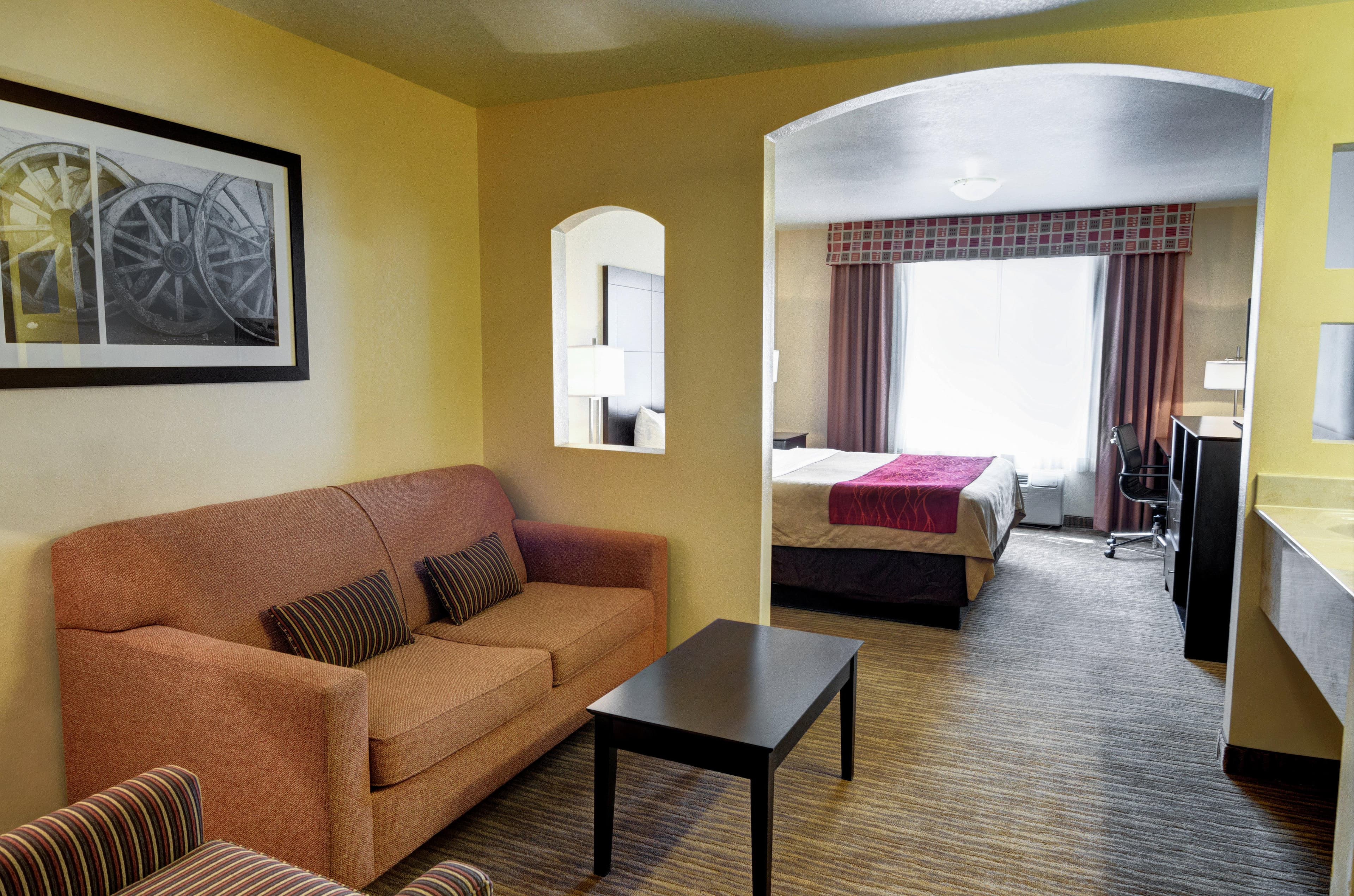 Comfort Inn & Suites Amarillo West Near Medical Center — 12