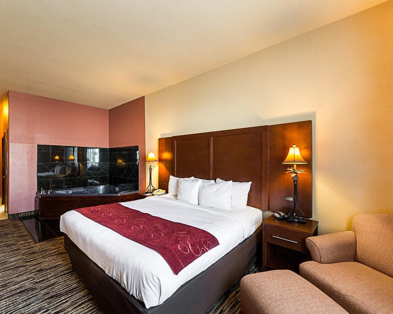 Comfort Suites McAllen Airport and La Plaza Mall — 4
