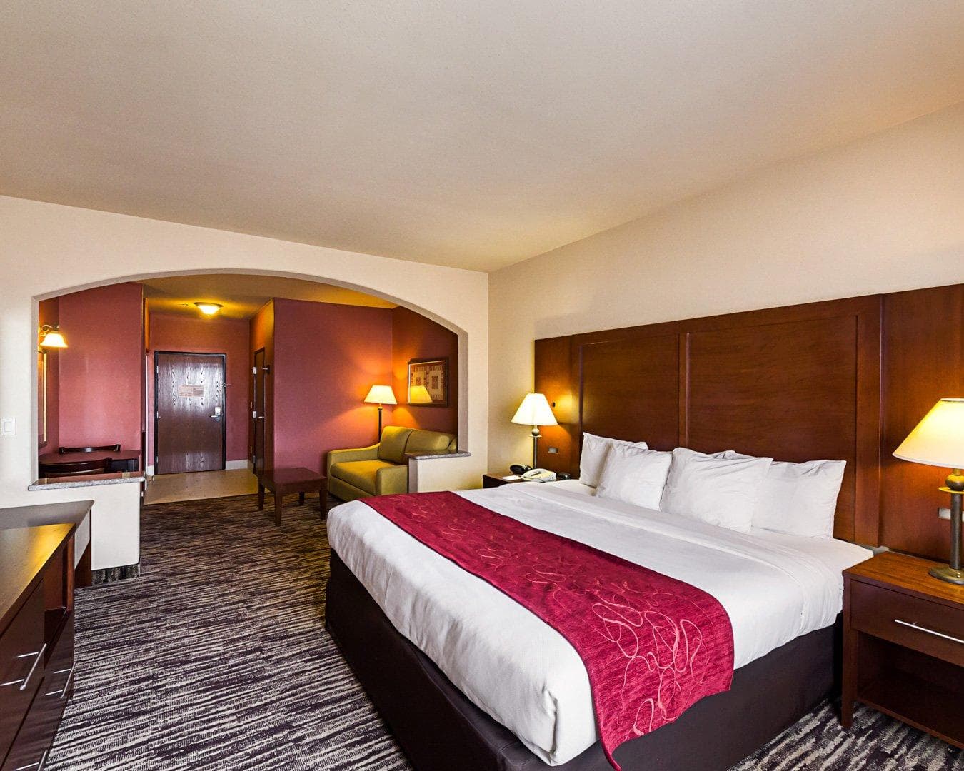 Comfort Suites McAllen Airport and La Plaza Mall — 7