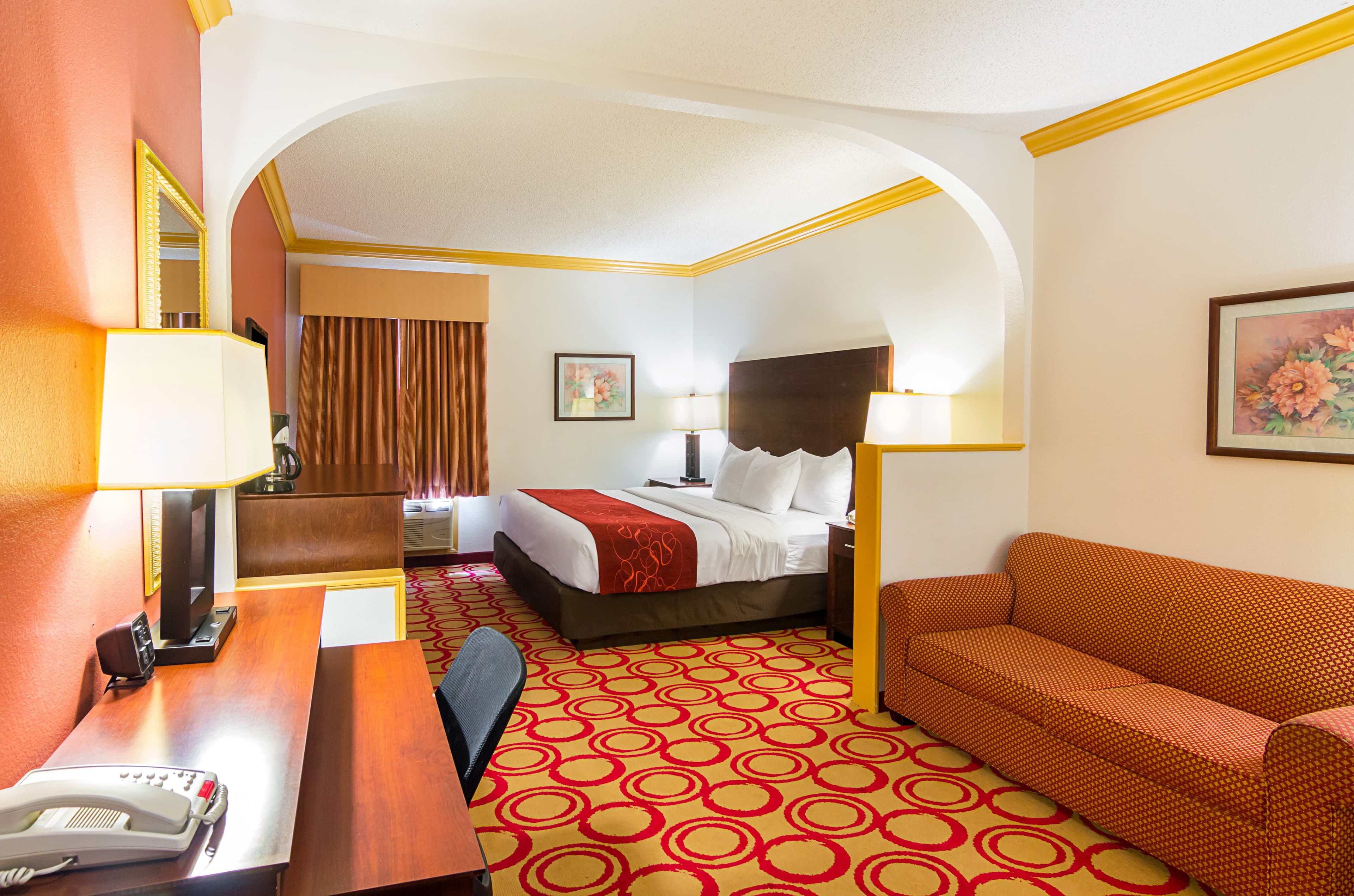 Quality Suites Lubbock Southwest - Image 2