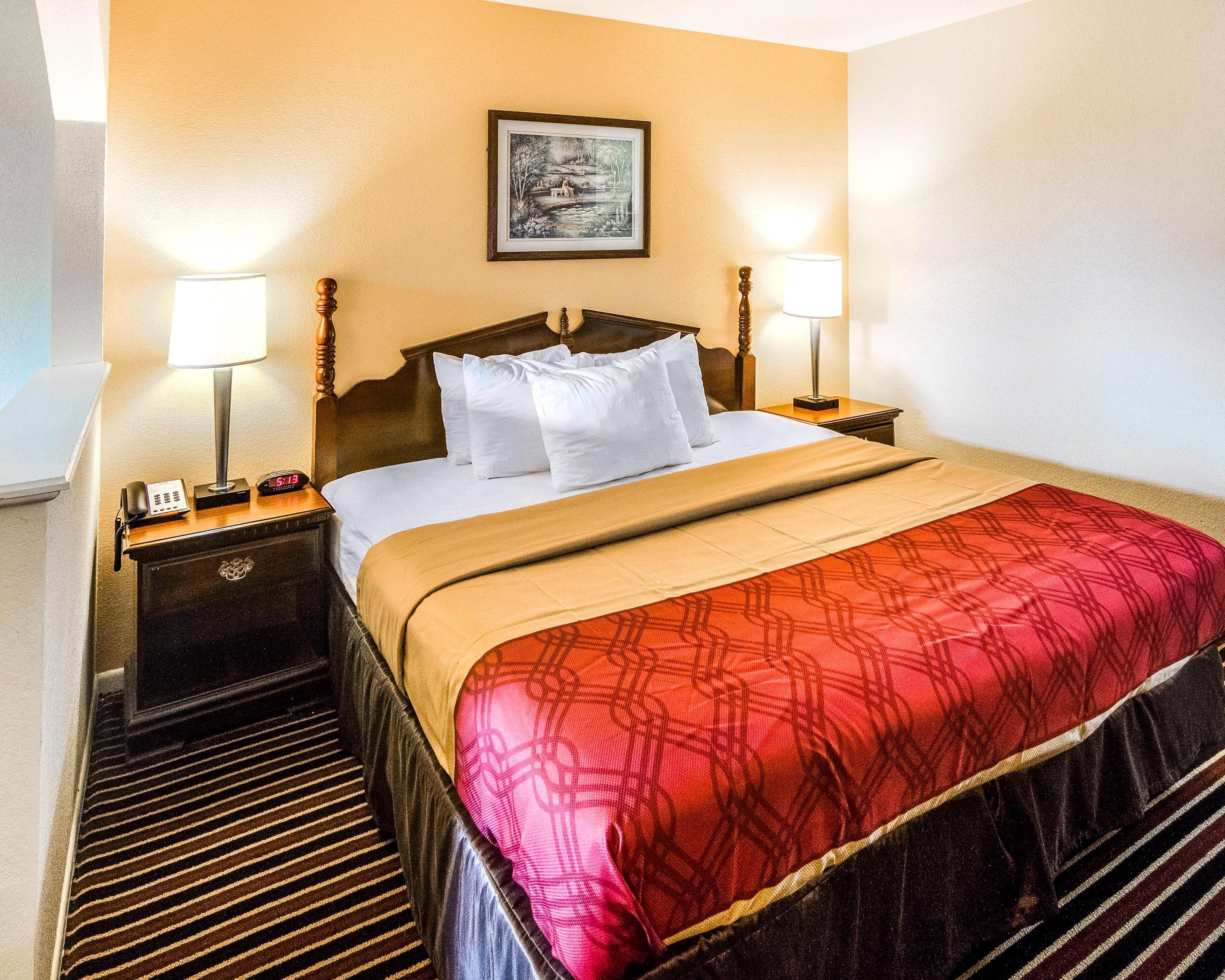 Rodeway Inn & Suites Hwy 290 NW — 22