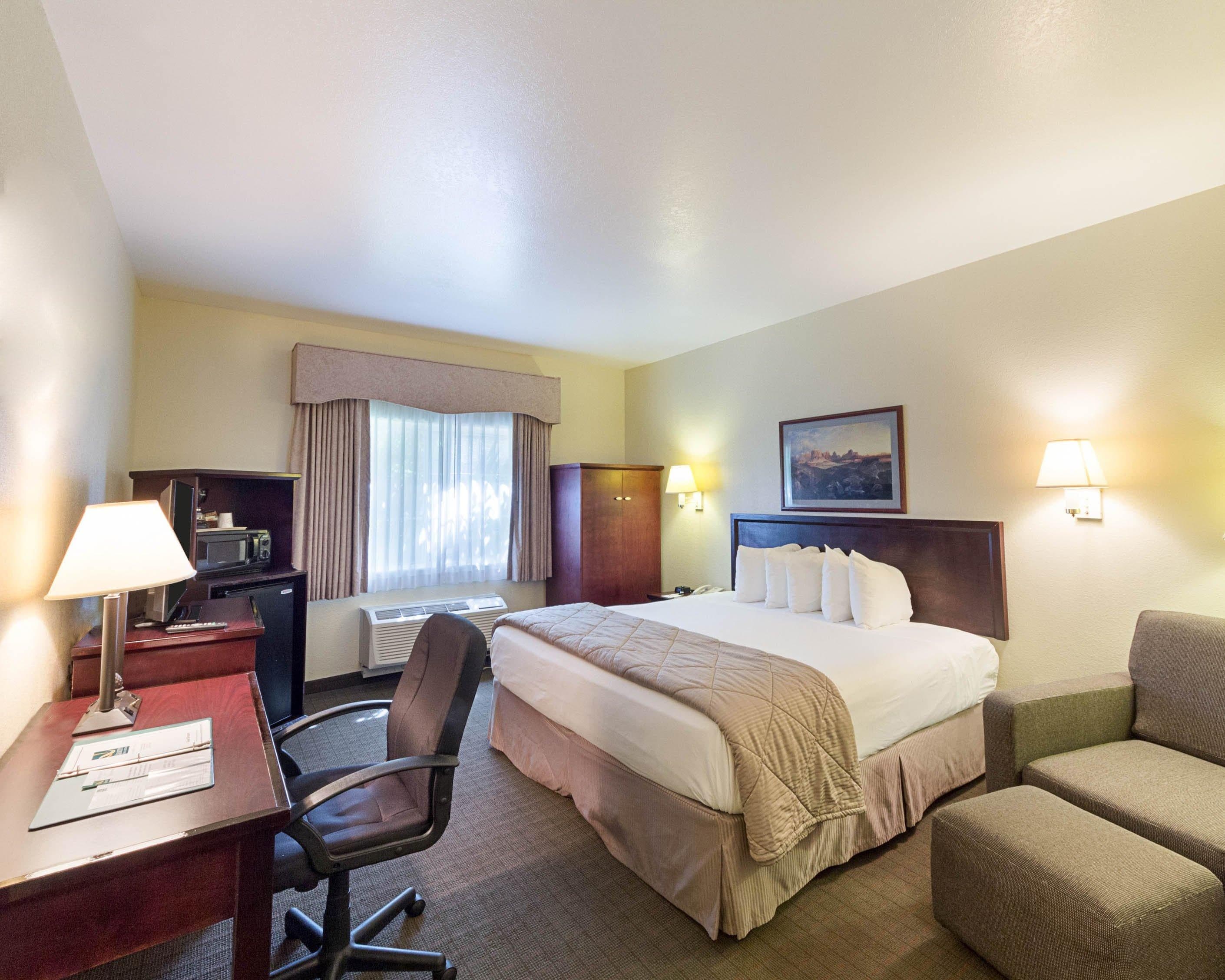 Quality Inn & Suites Kerrville — 2