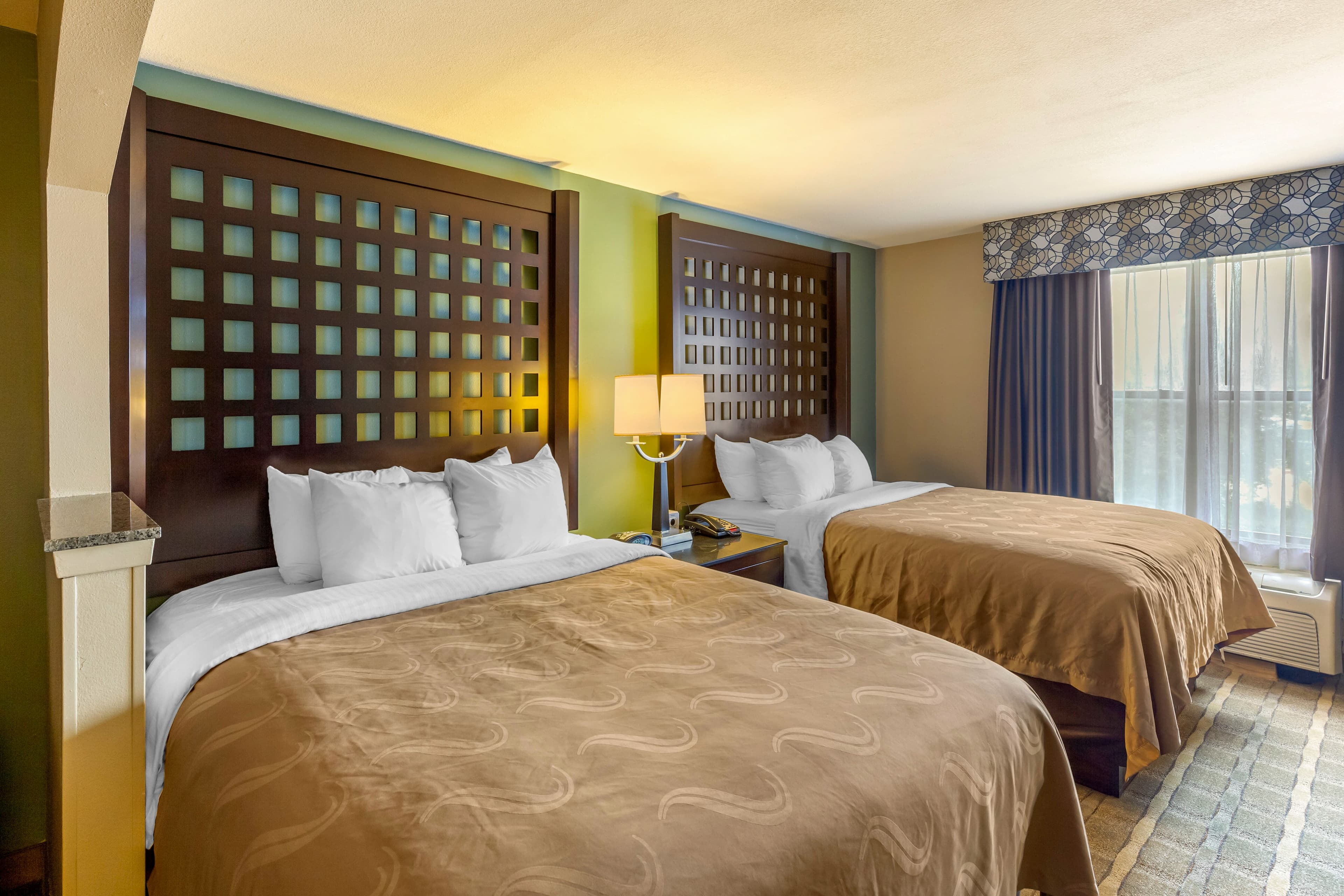 Quality Suites Sherman — 22