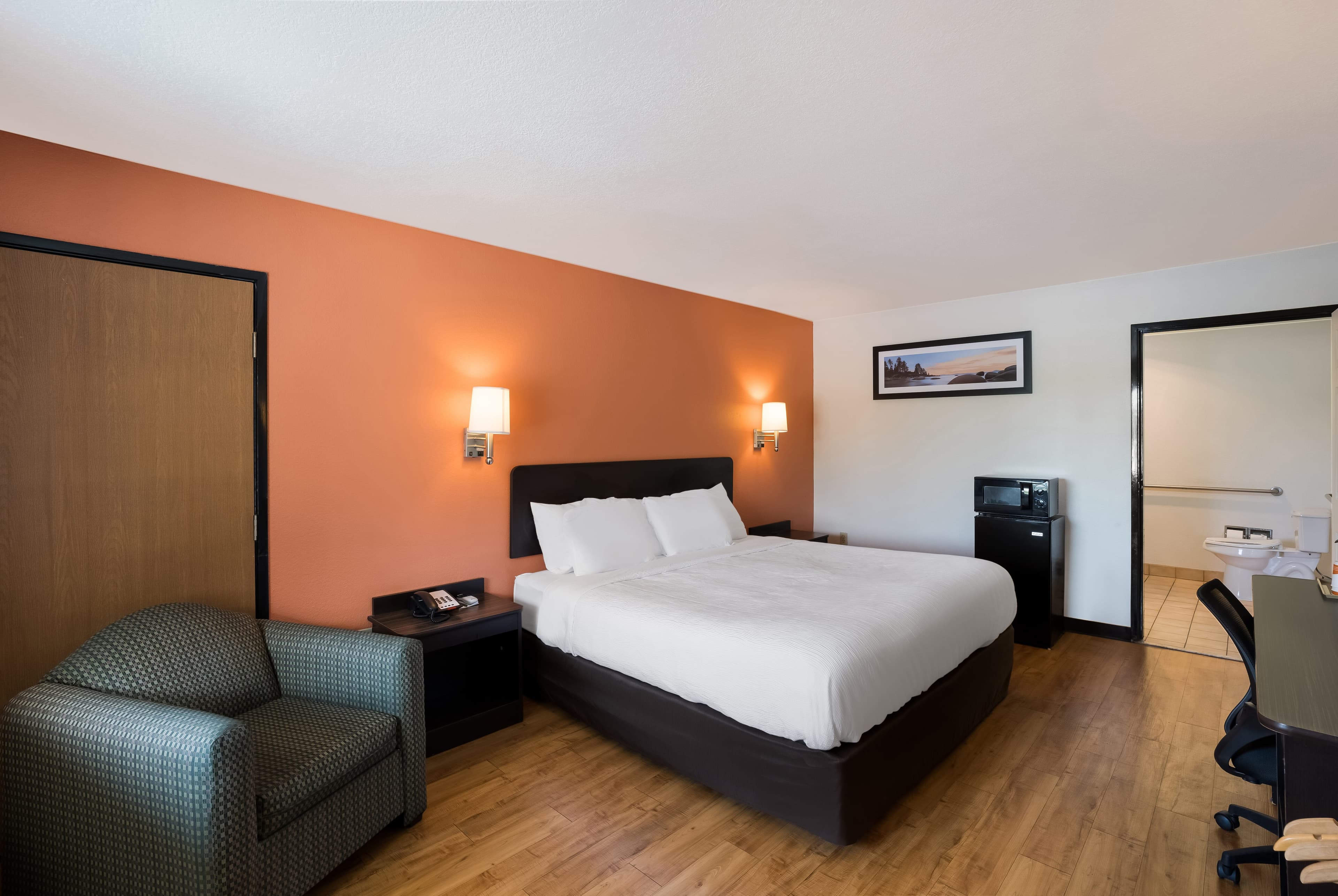 Quality Inn & Suites Junction - Image 2
