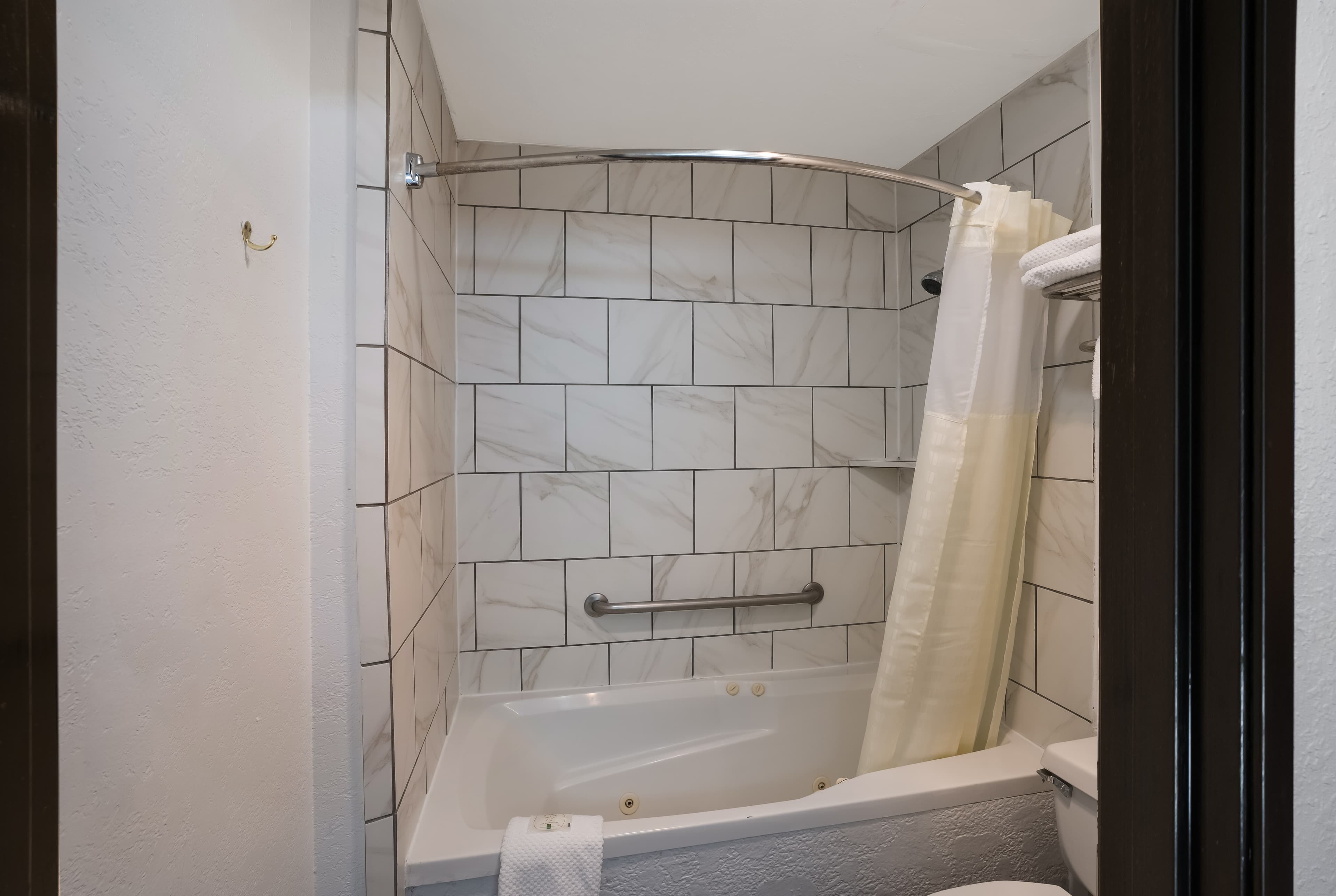 Quality Inn & Suites Junction — 26