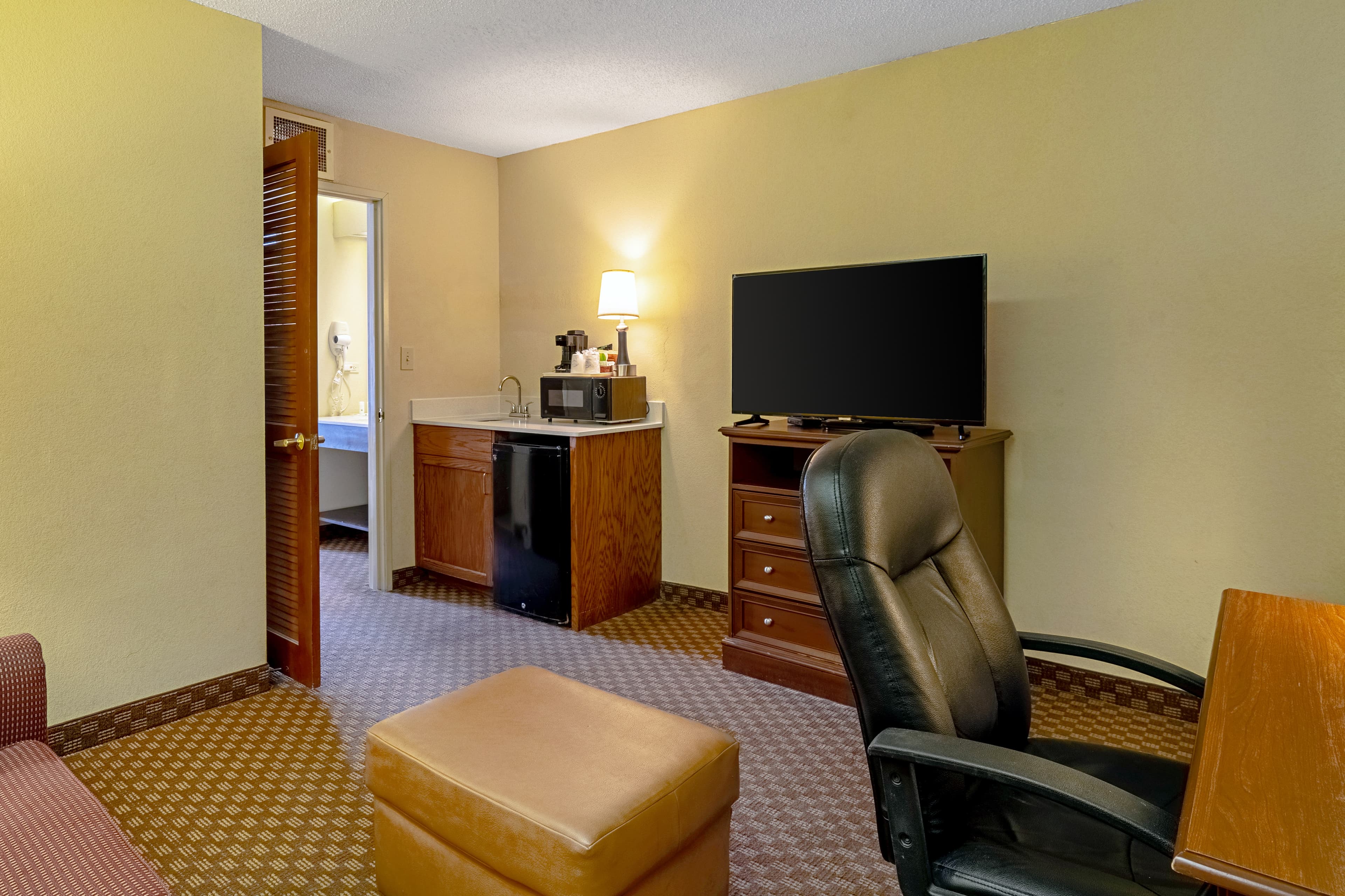 Quality Suites San Antonio Northeast — 8