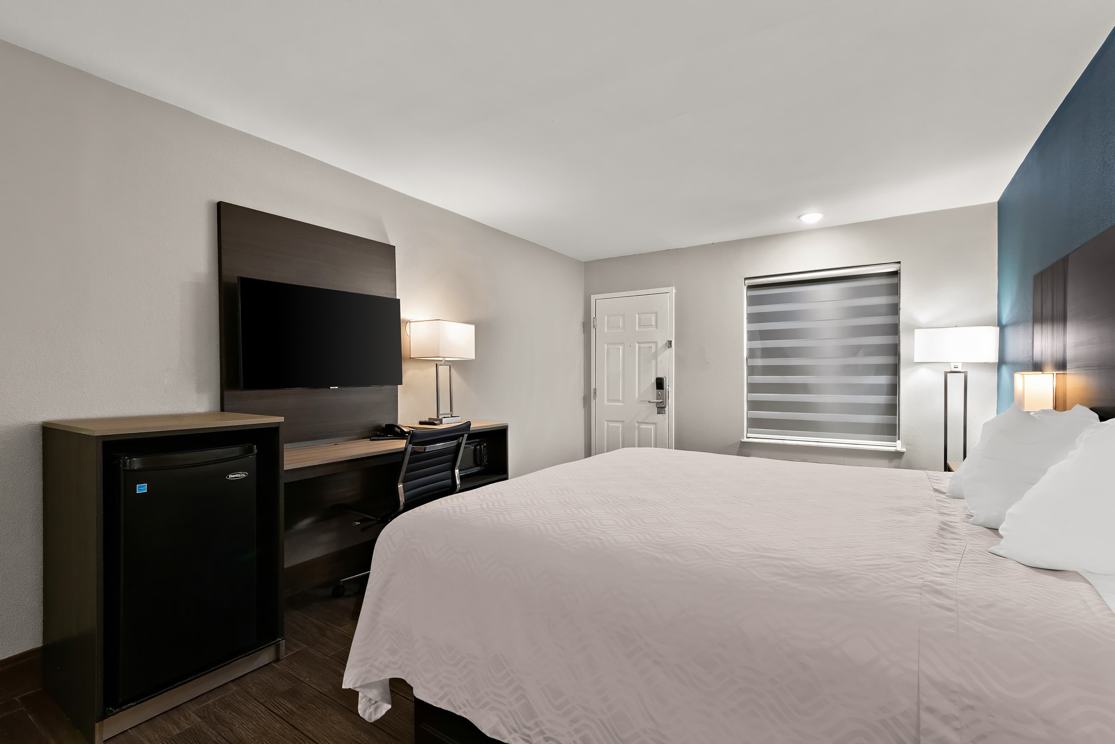 Econo Lodge Inn & Suites Laredo - Nuevo Laredo — 14