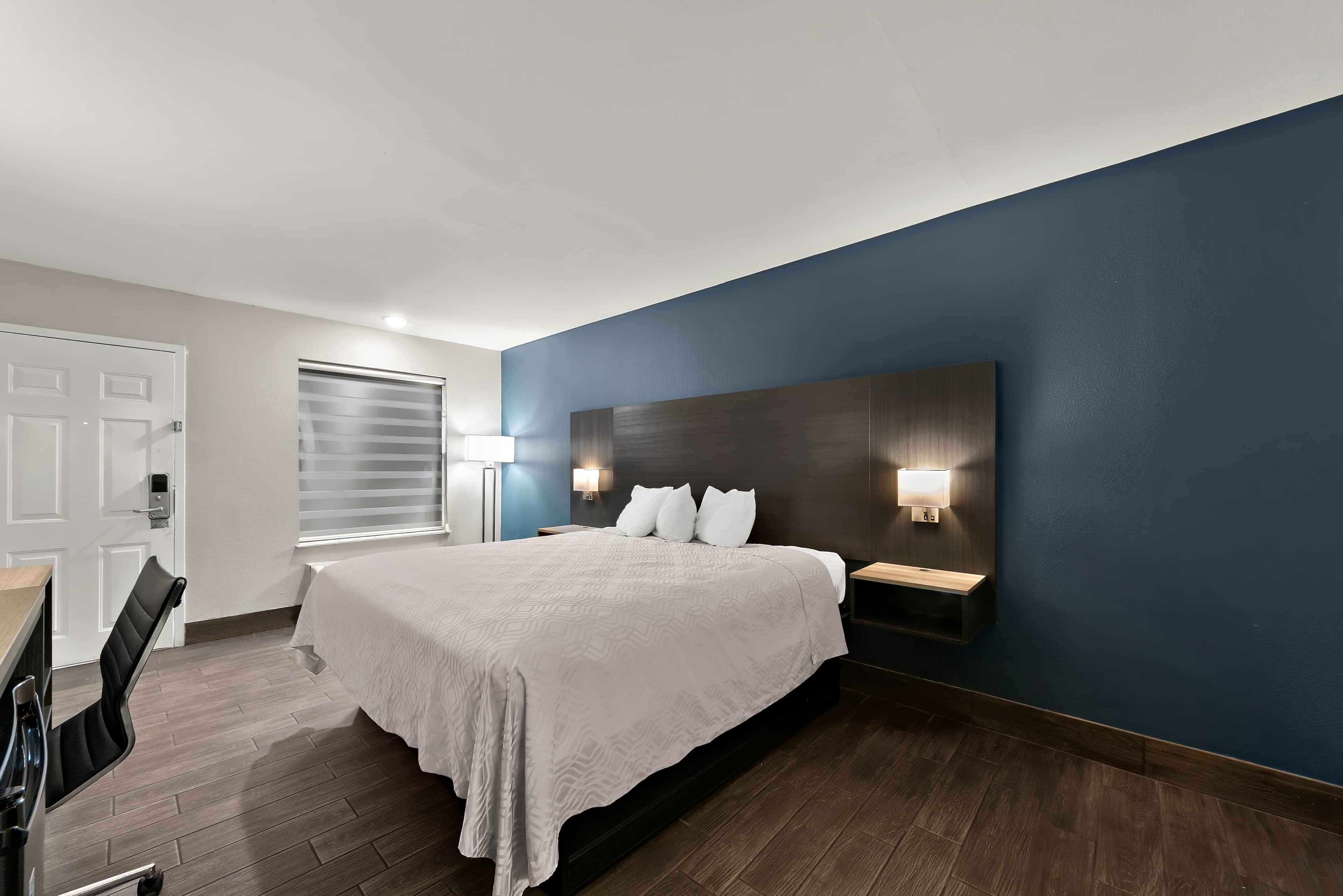 Econo Lodge Inn & Suites Laredo - Nuevo Laredo — 15