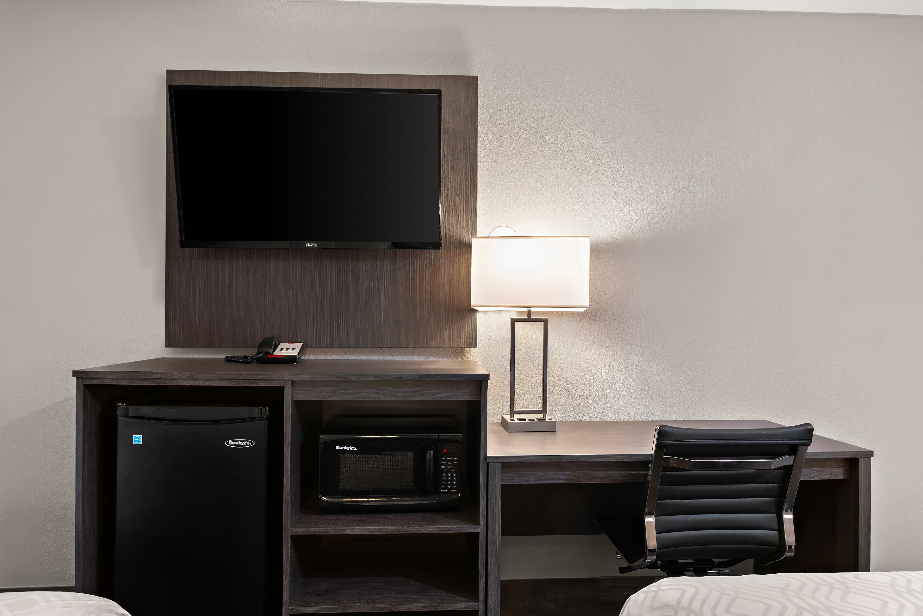 Econo Lodge Inn & Suites Laredo - Nuevo Laredo — 21