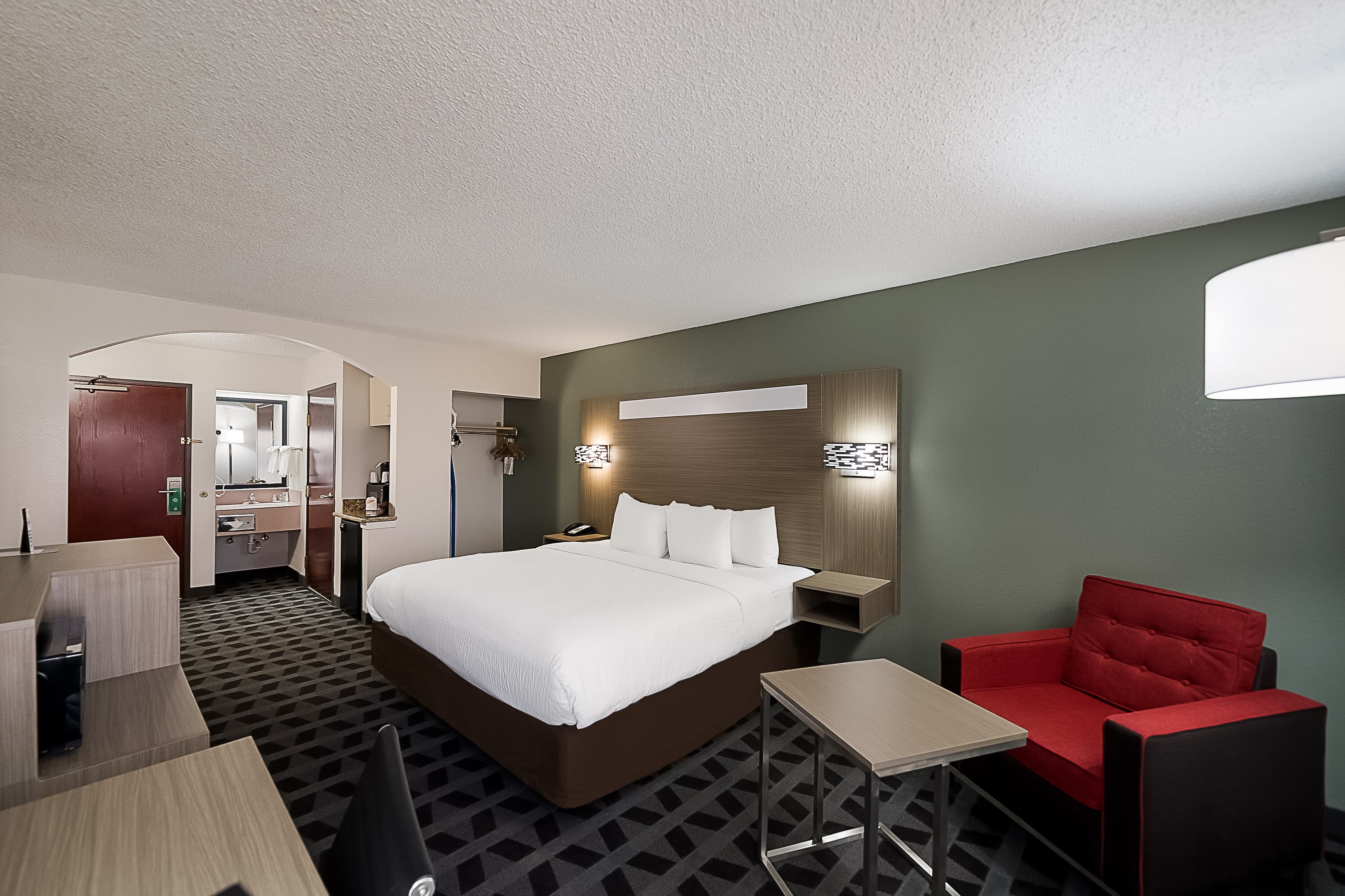 Quality Inn & Suites Irving DFW Airport South — 16