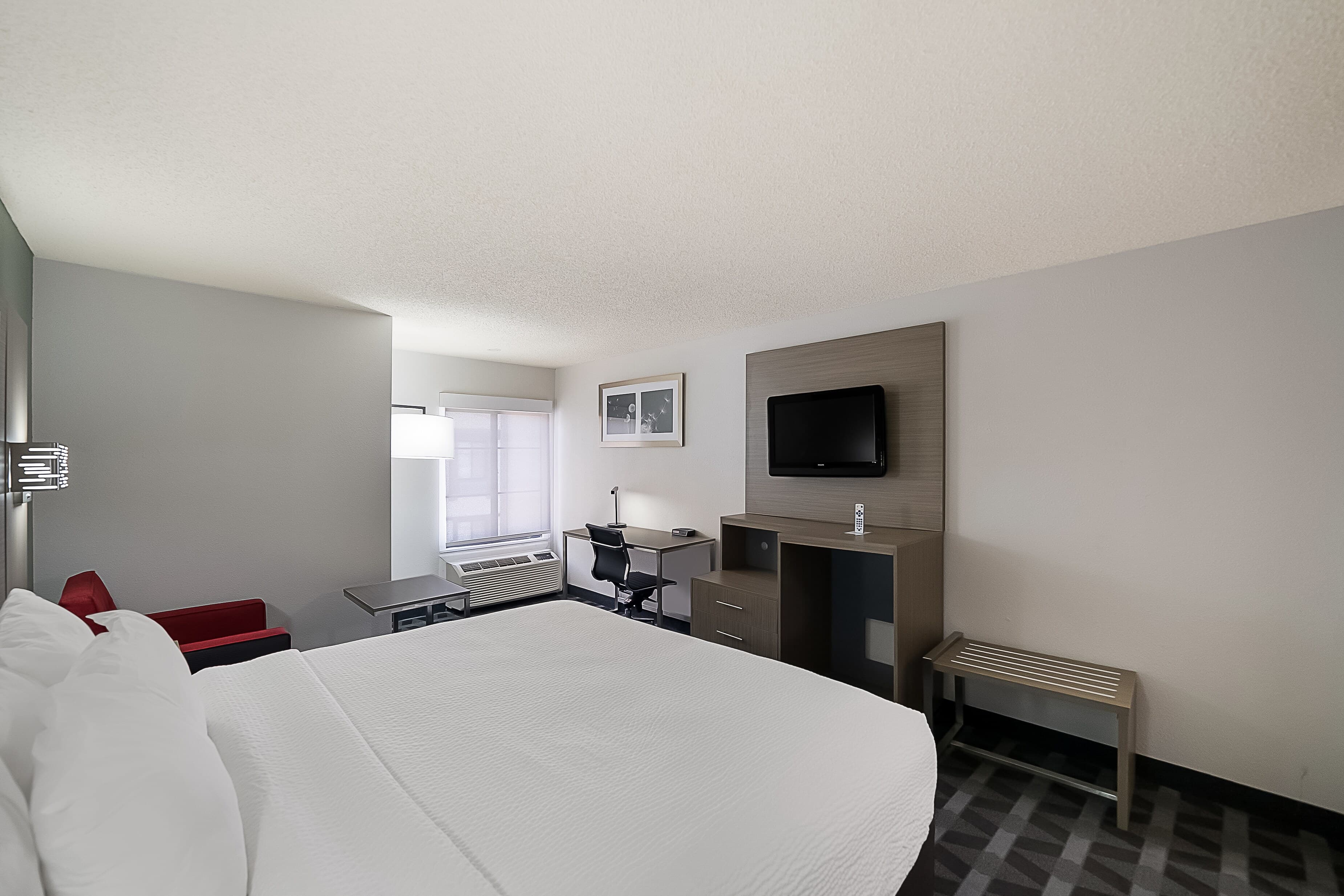Quality Inn & Suites Irving DFW Airport South — 14