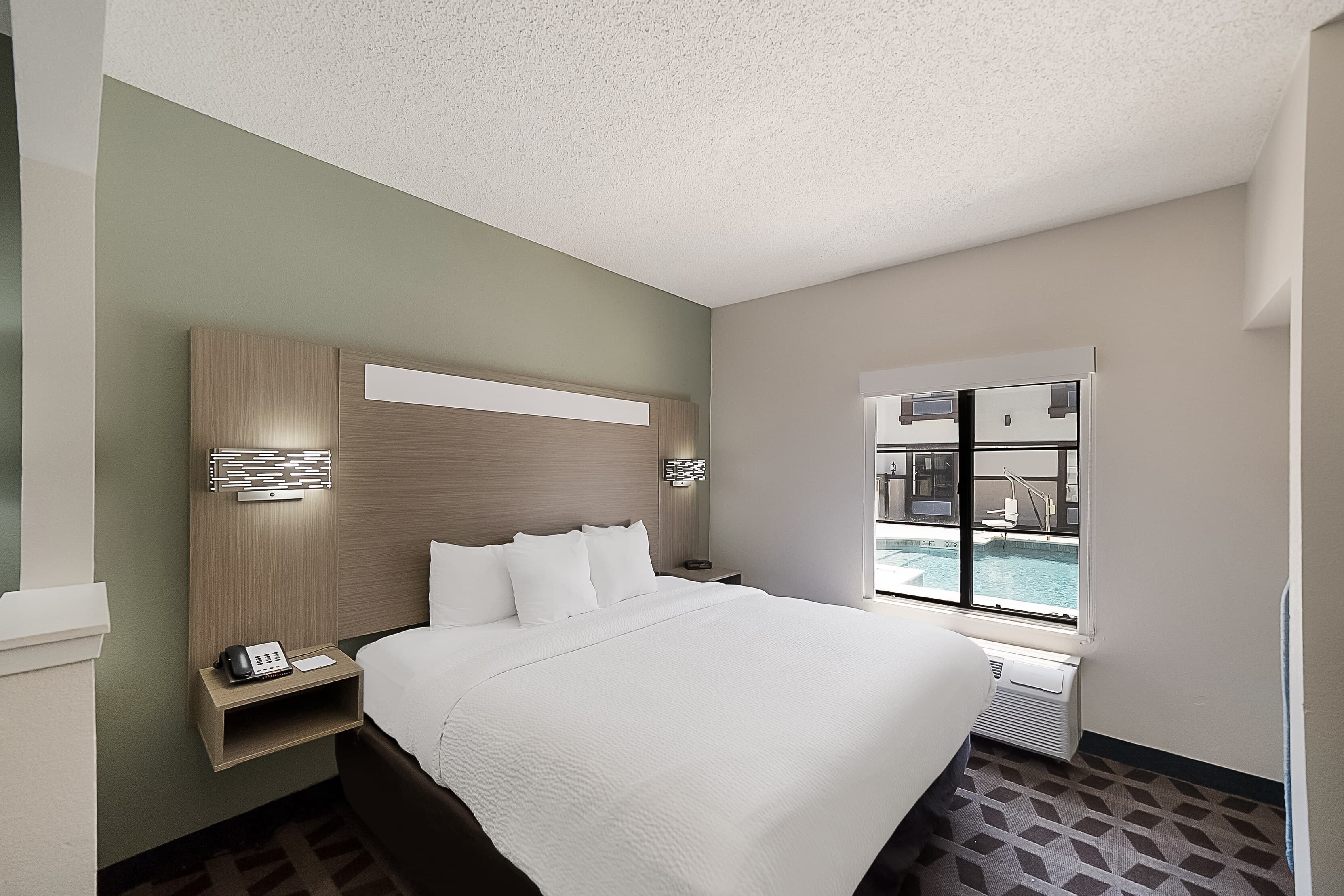 Quality Inn & Suites Irving DFW Airport South — 22
