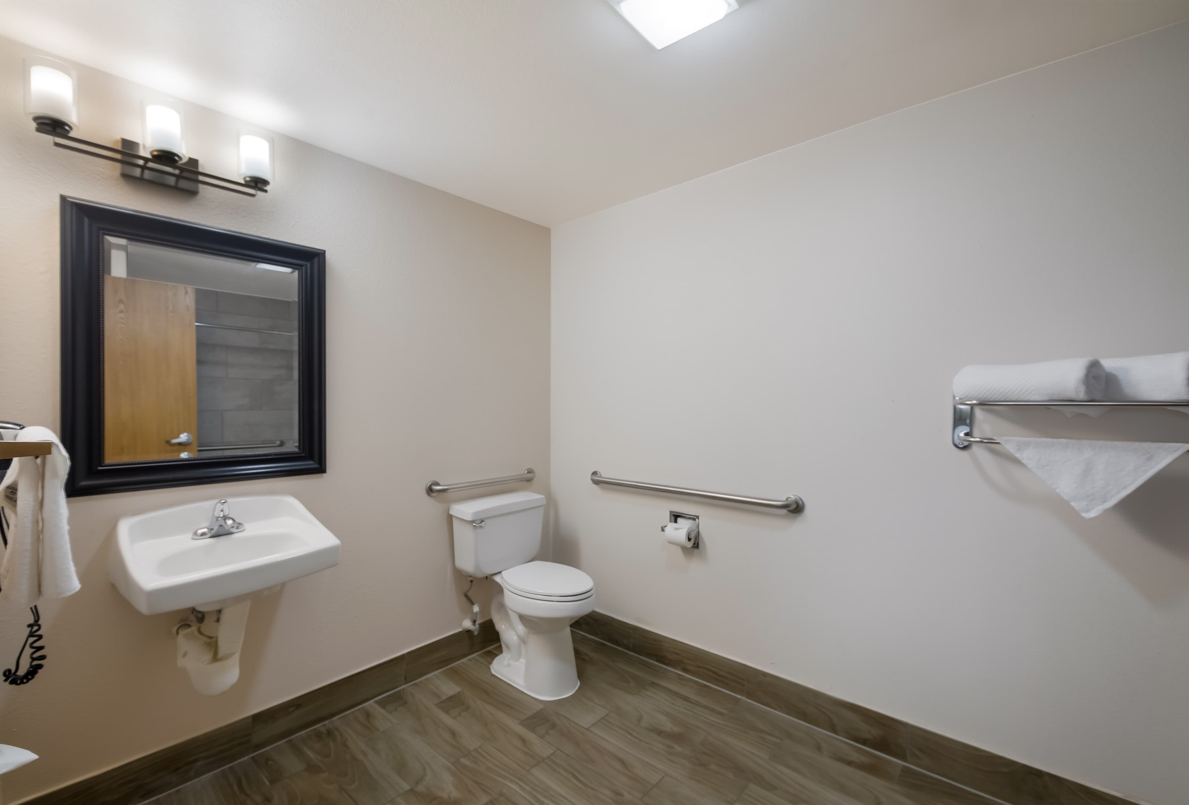 Quality Inn & Suites Round Rock - Austin North - Image 5