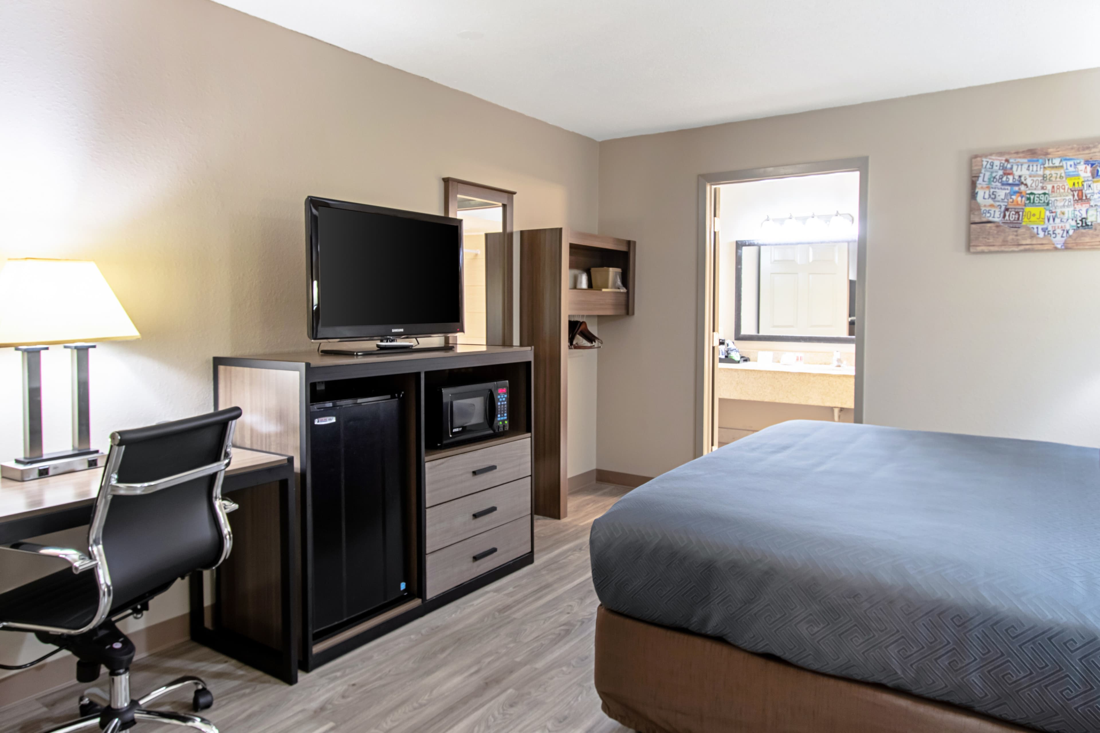Econo Lodge Kingsville - Image 3